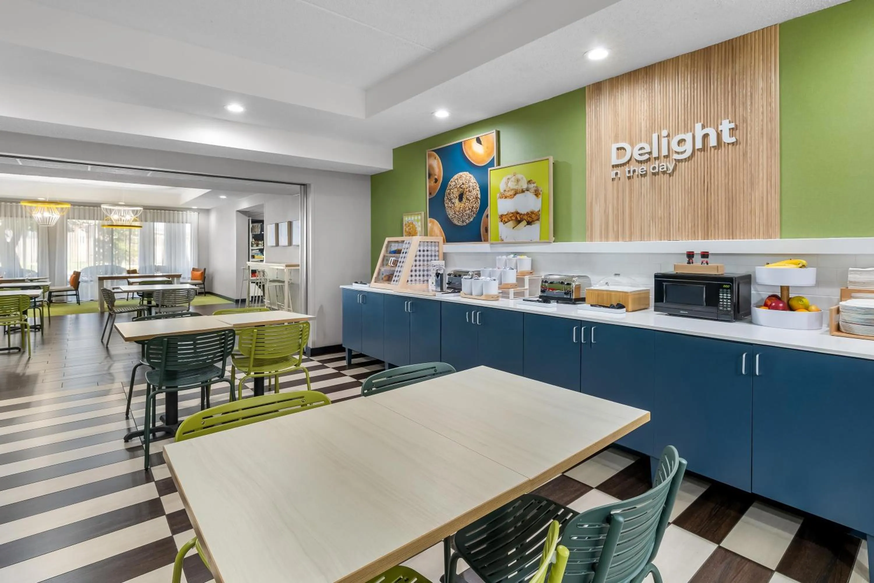 Breakfast in Spark by Hilton Green Bay