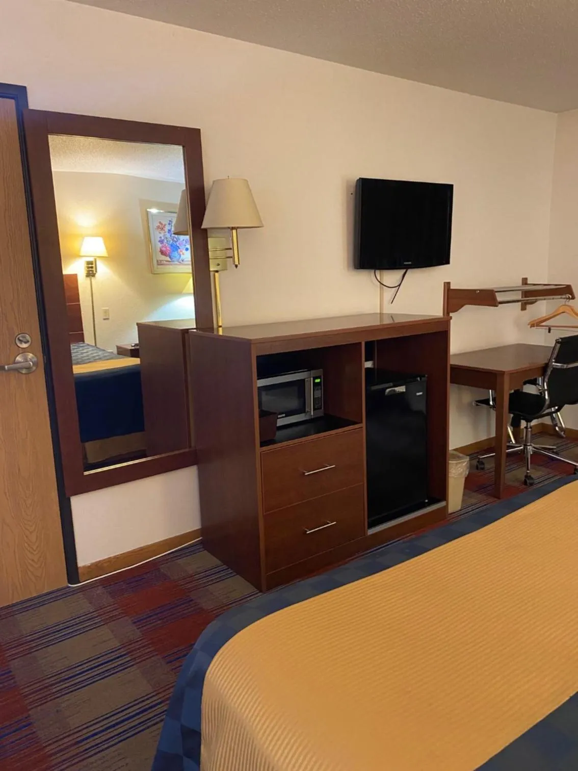 Americas Best Value Inn Champaign