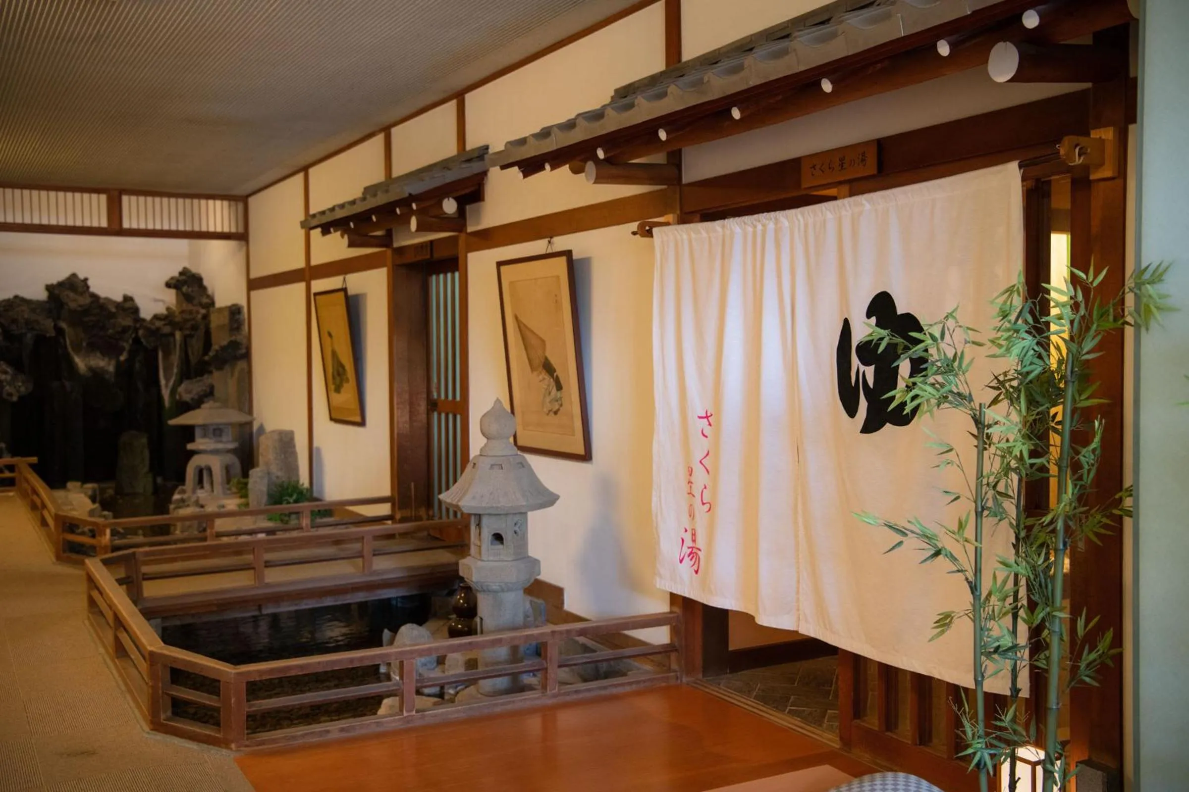 Area and facilities in Atami Onsen Sakuraya Ryokan