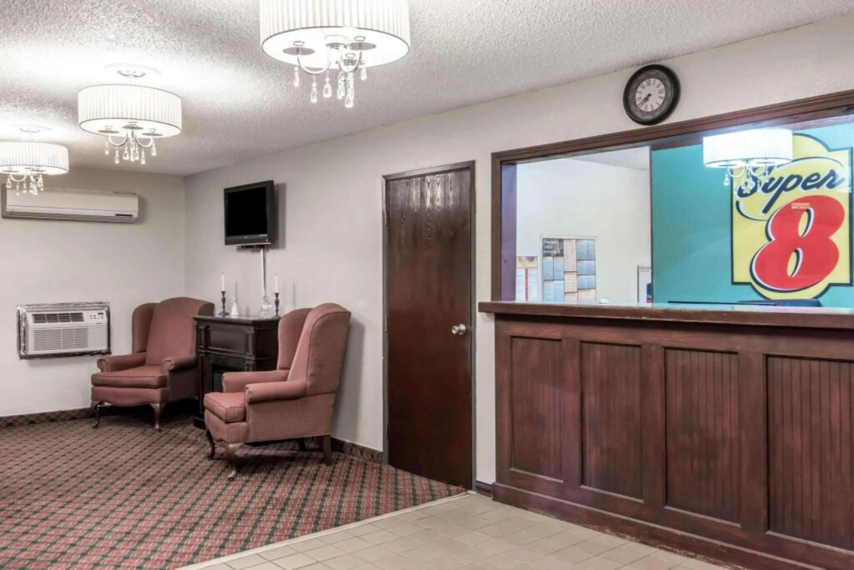 Lobby or reception in Motel 6 Litchfield, IL