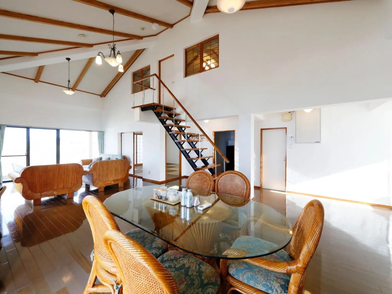 Photo of the whole room in Resort Hotel Umibe no Kajuen