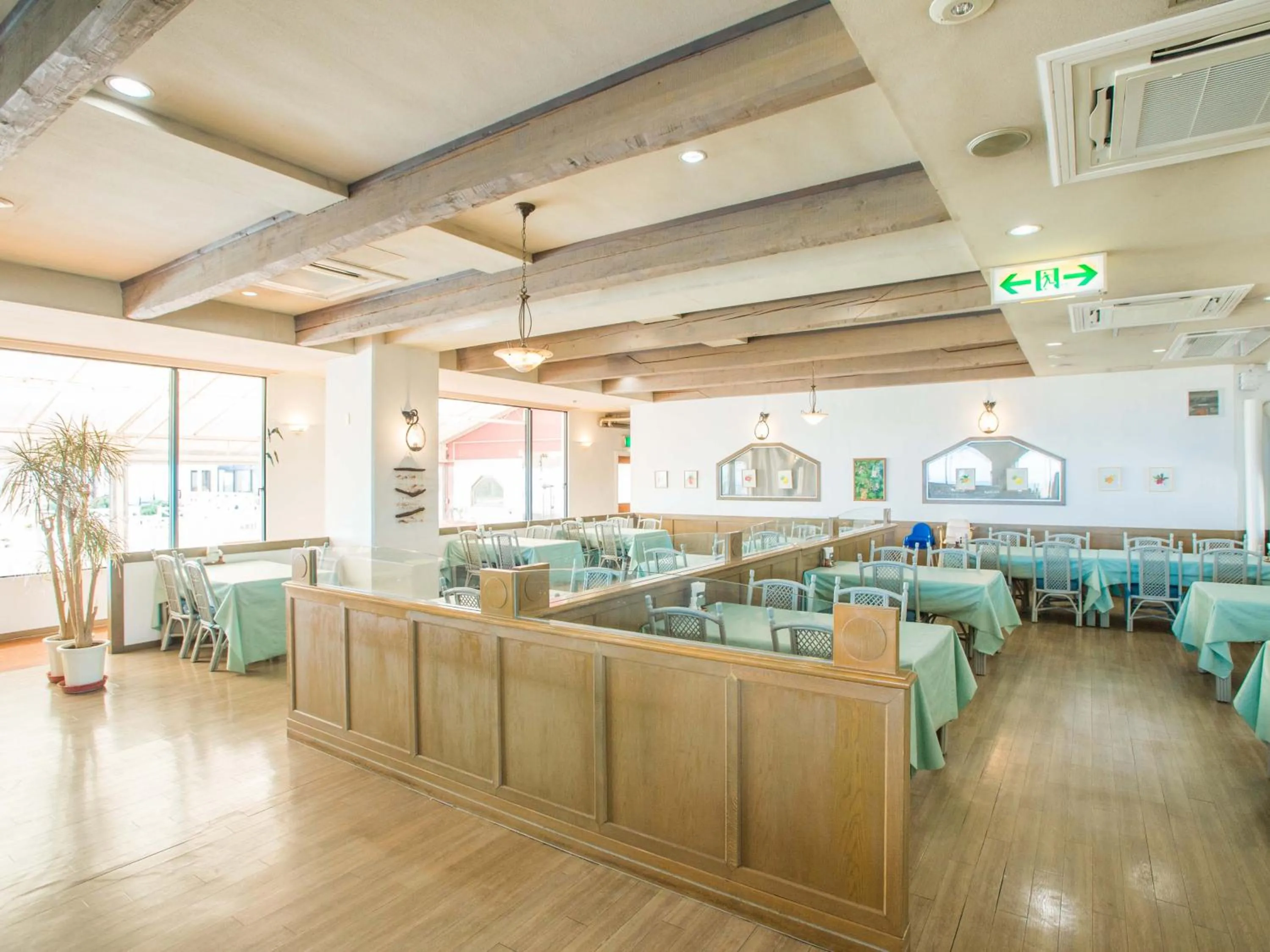 Restaurant/places to eat in Resort Hotel Umibe no Kajuen