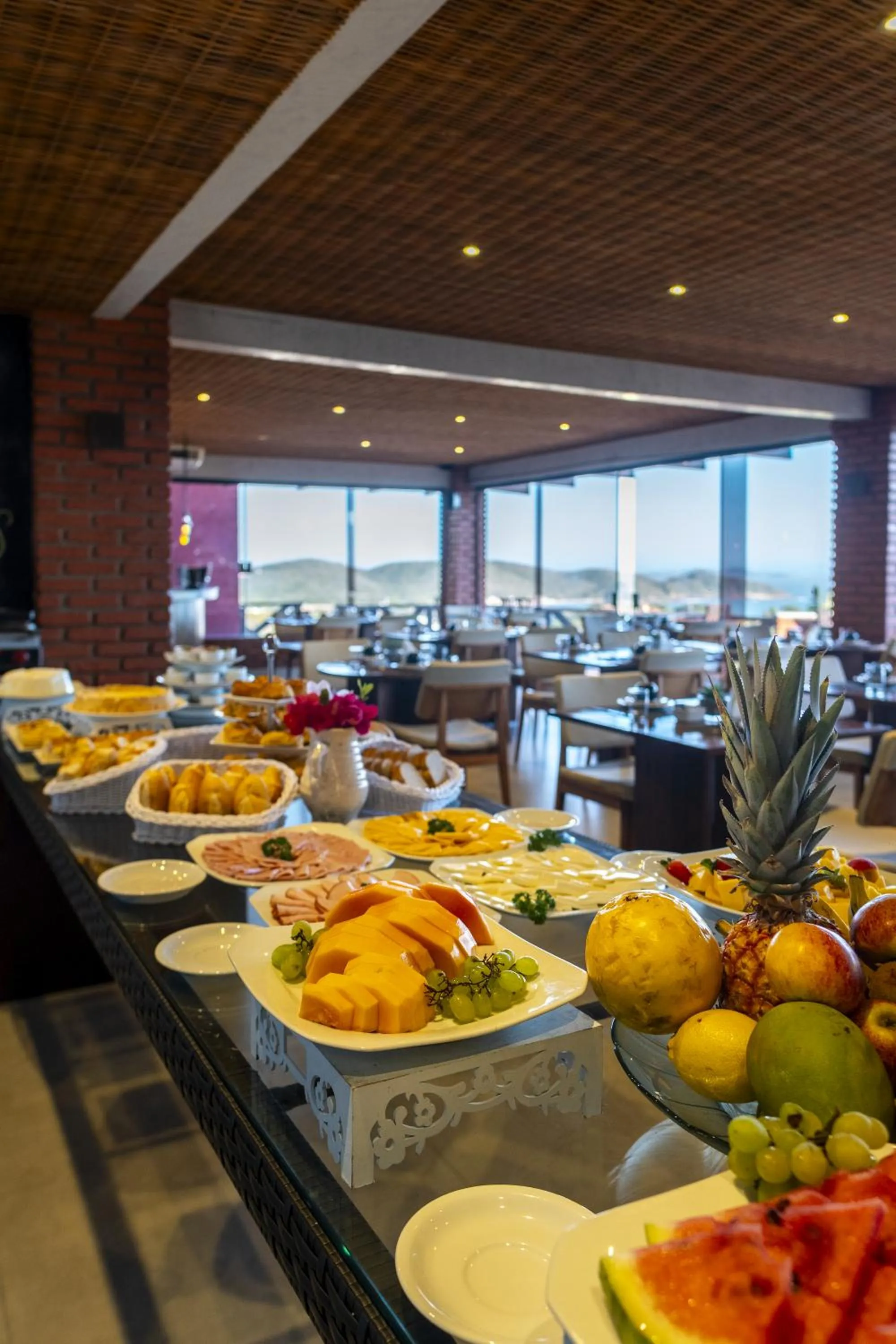 Restaurant/places to eat in Costa do Sol Boutique Hotel