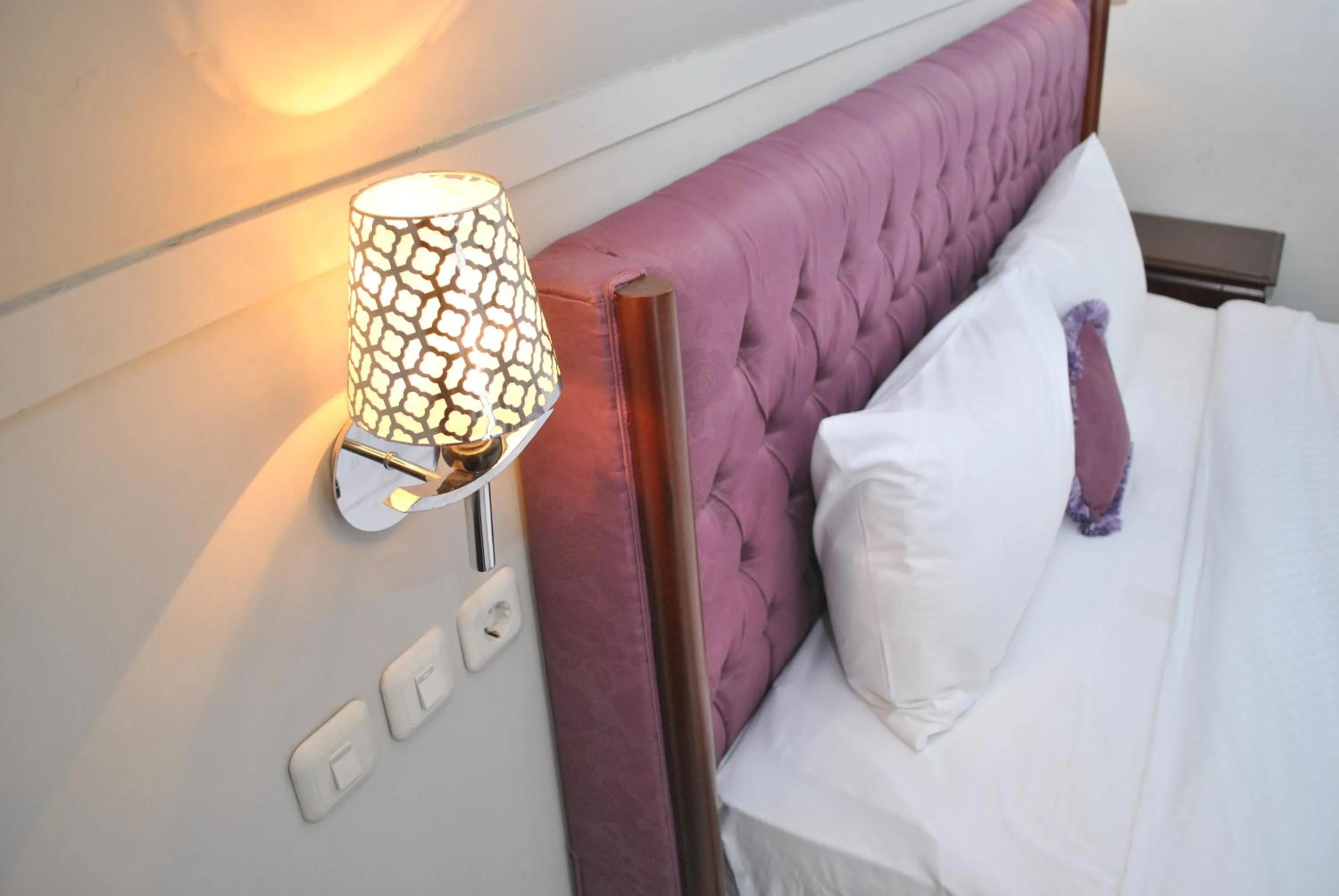 Bedroom, Bed in Seaside Villa & Muse Beach Resto