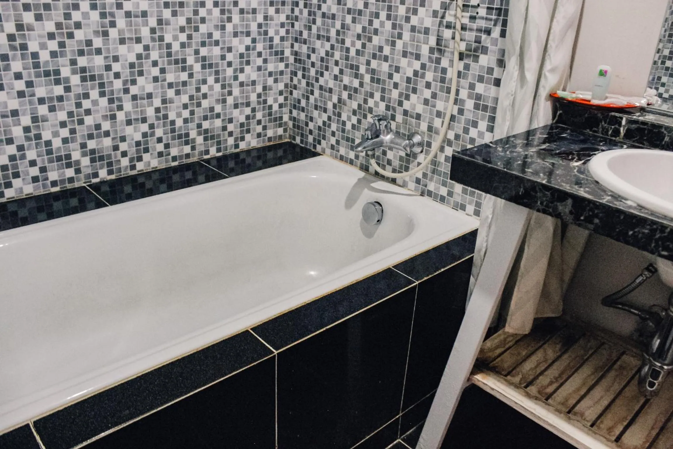 Bathroom in Seaside Villa & Muse Beach Resto