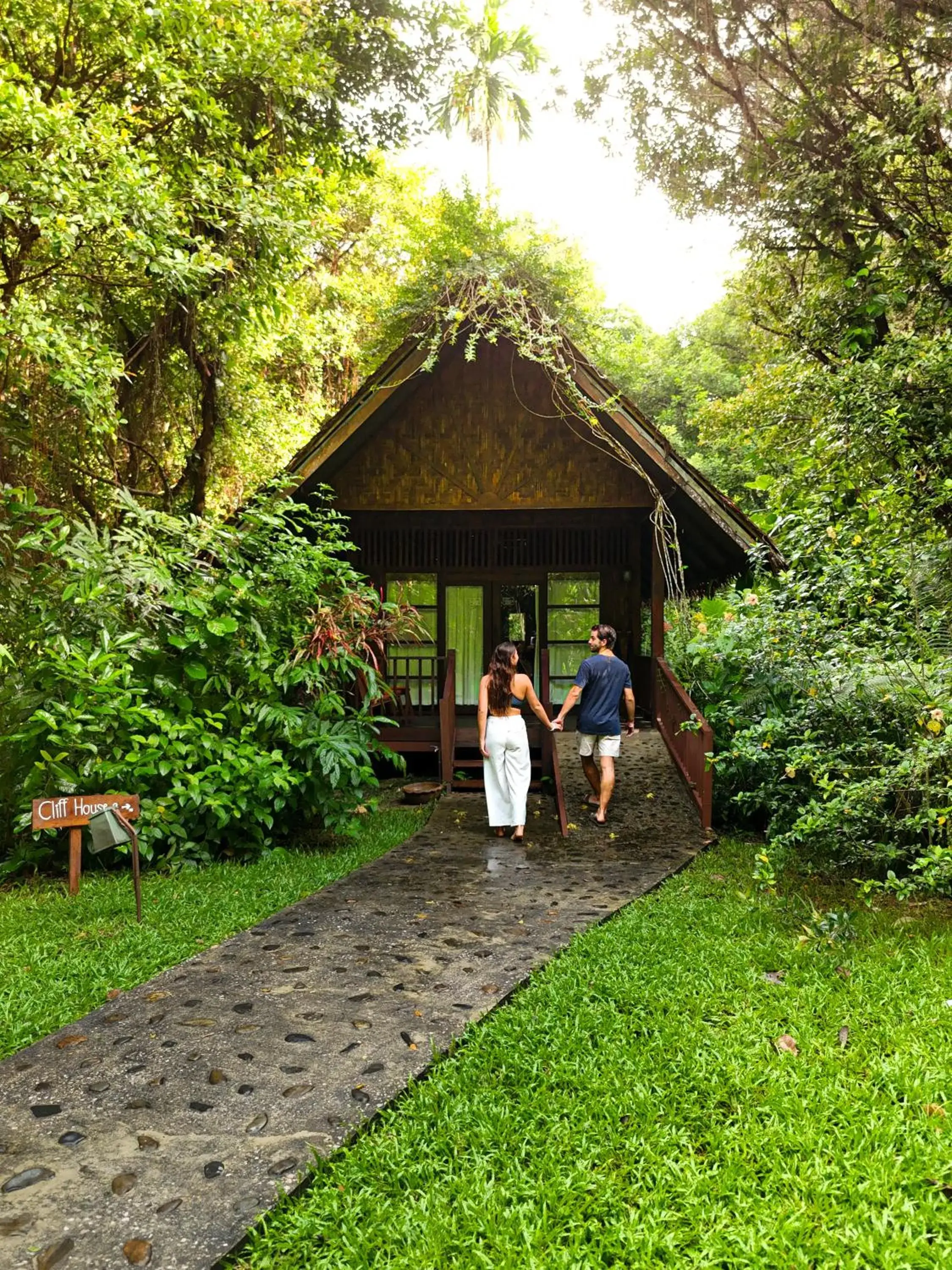 Bungalow Triple in Our Jungle House Bungalow Triple in Our Jungle House