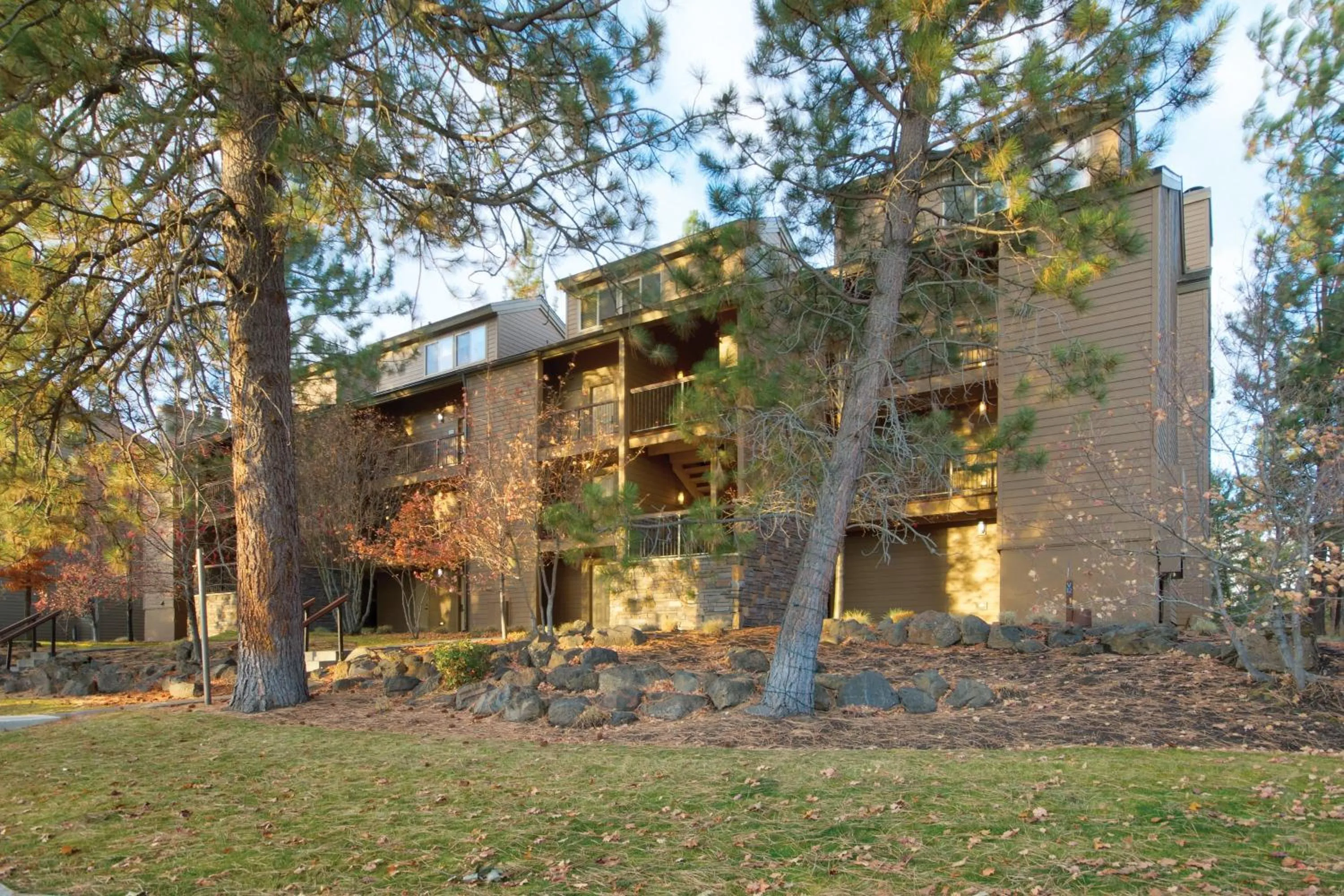 Property building in Seventh Mountain Resort