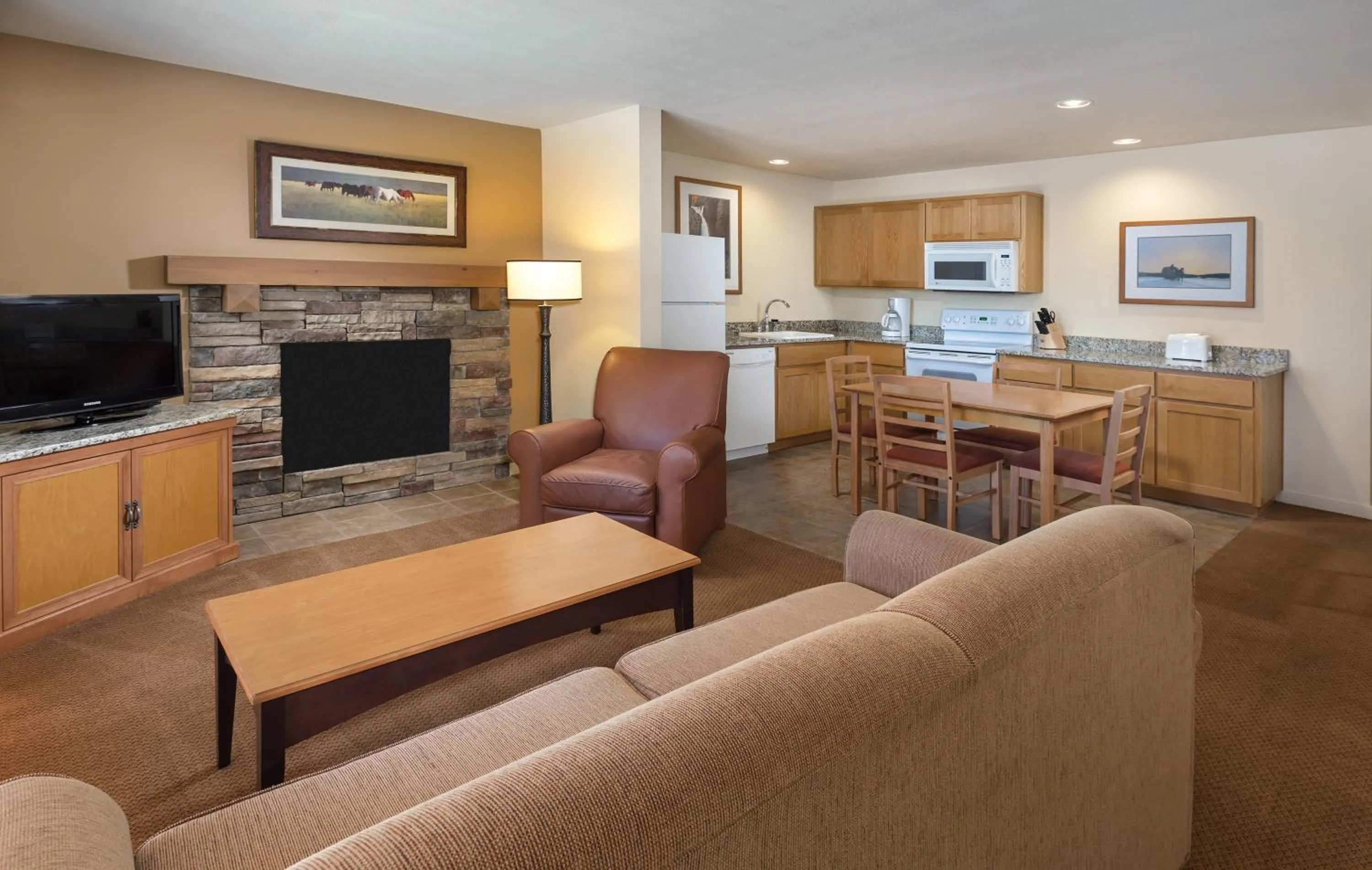 Living room in Seventh Mountain Resort