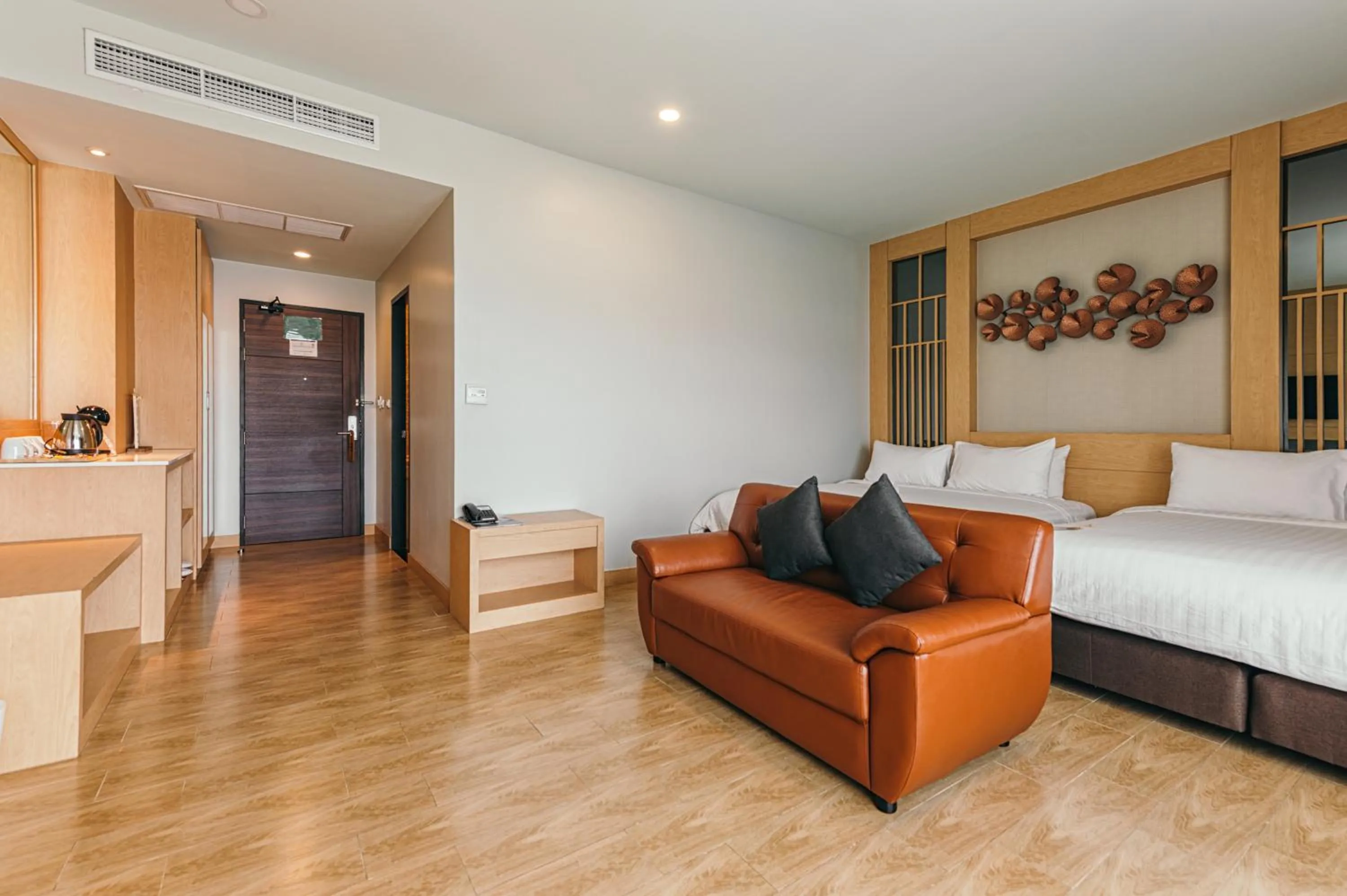 Seating area, Bed in Civilize Hotel