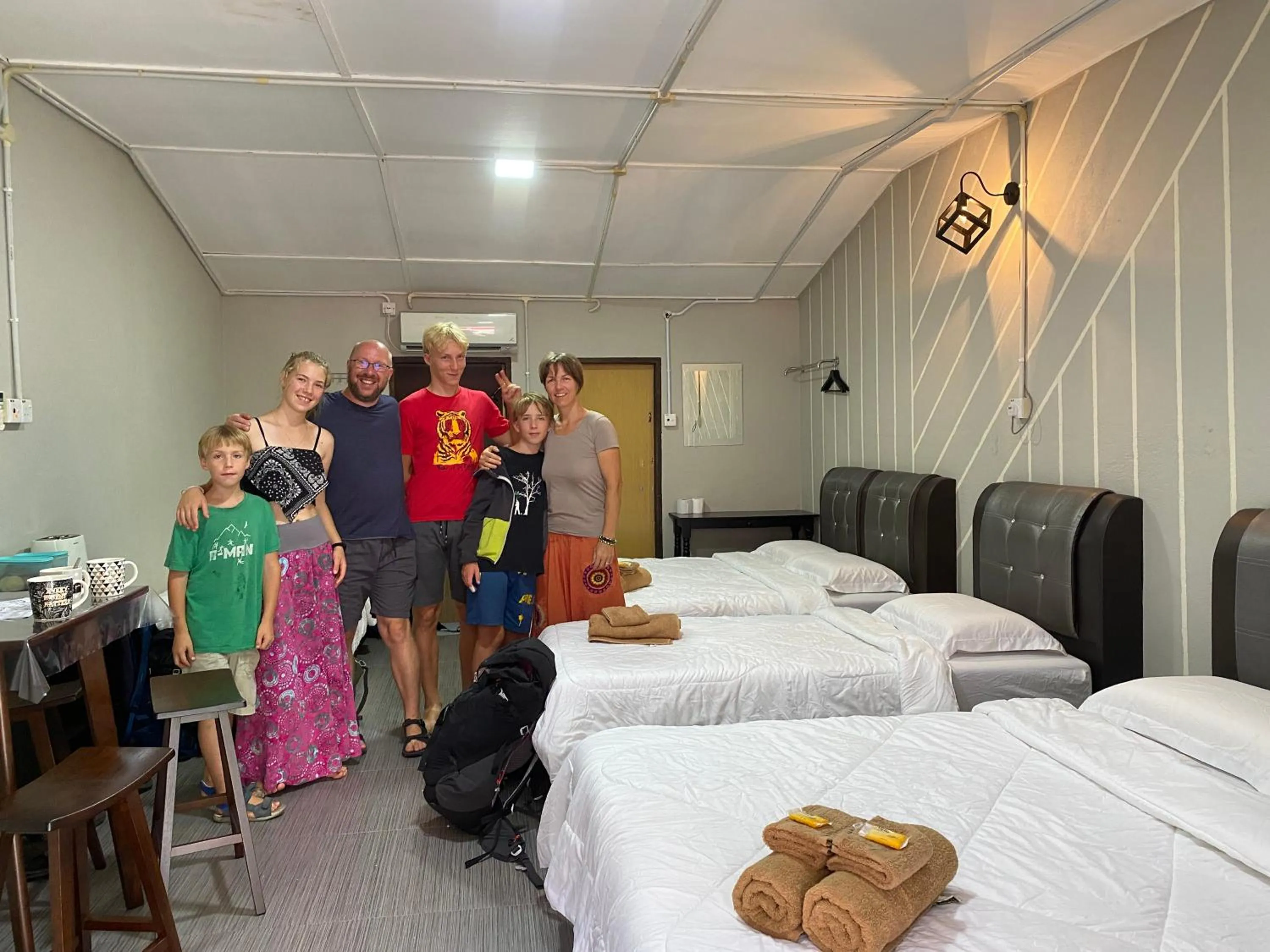 Julies Hostel Taman Negara