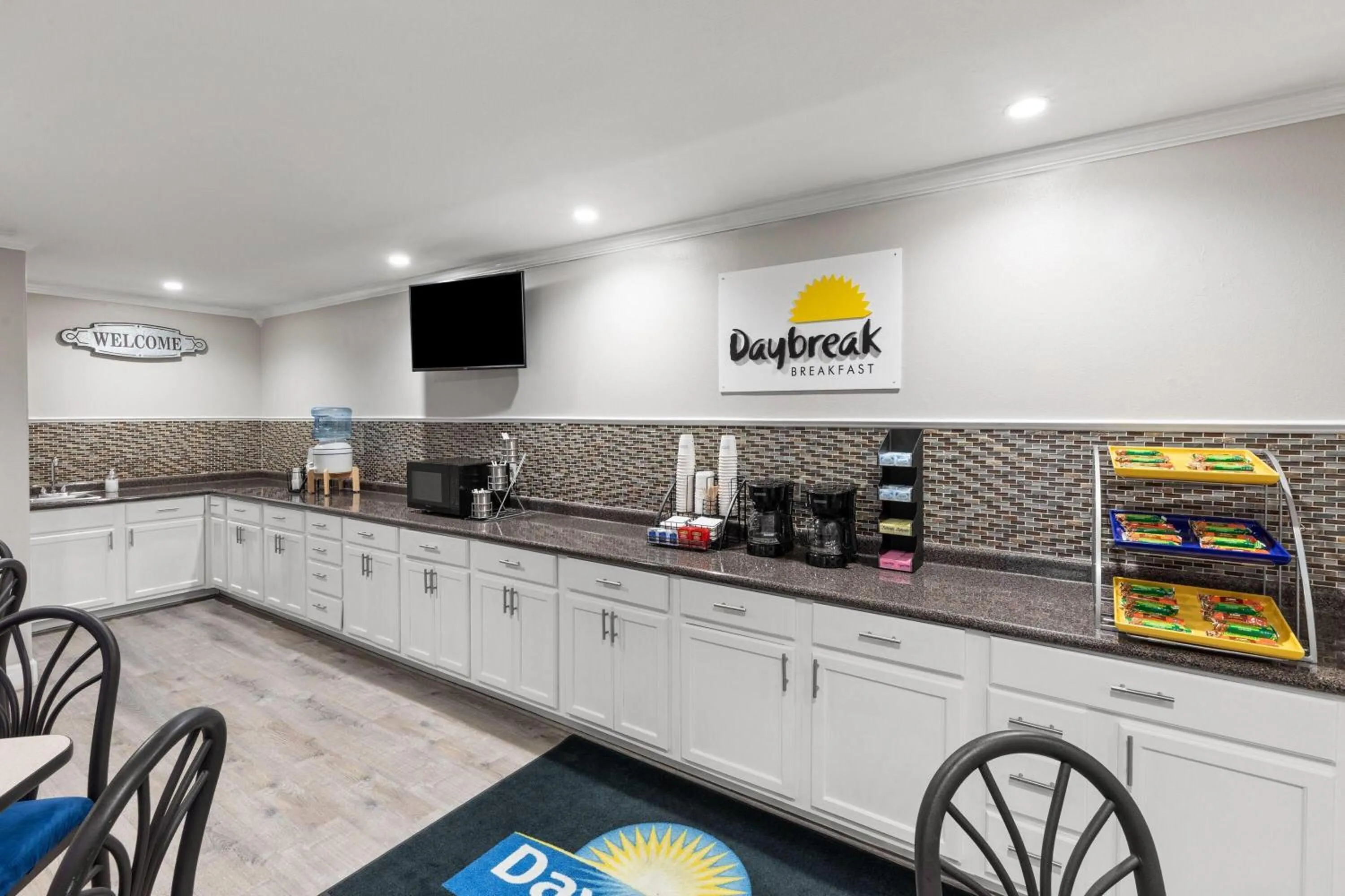 Breakfast in Days Inn by Wyndham Temple