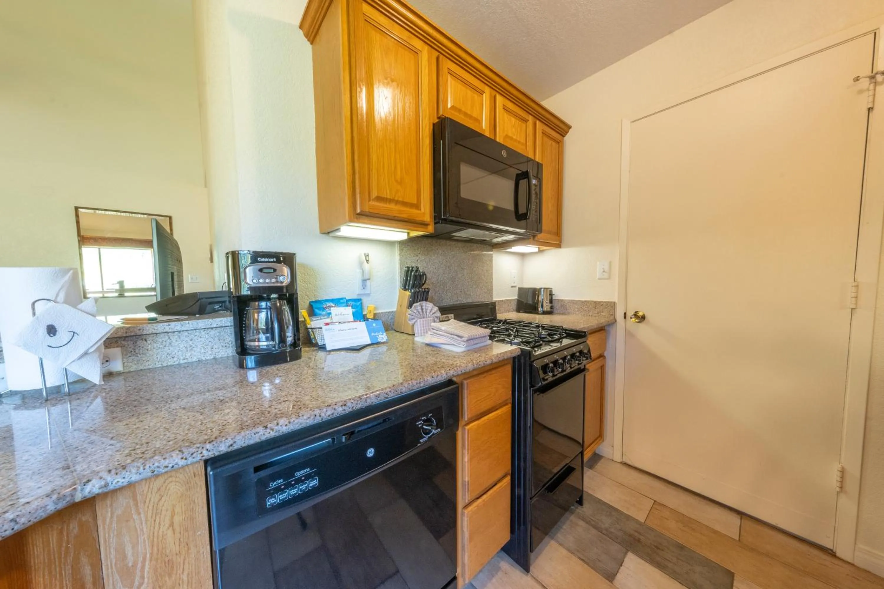 Kitchen or kitchenette in Makai Club Resort