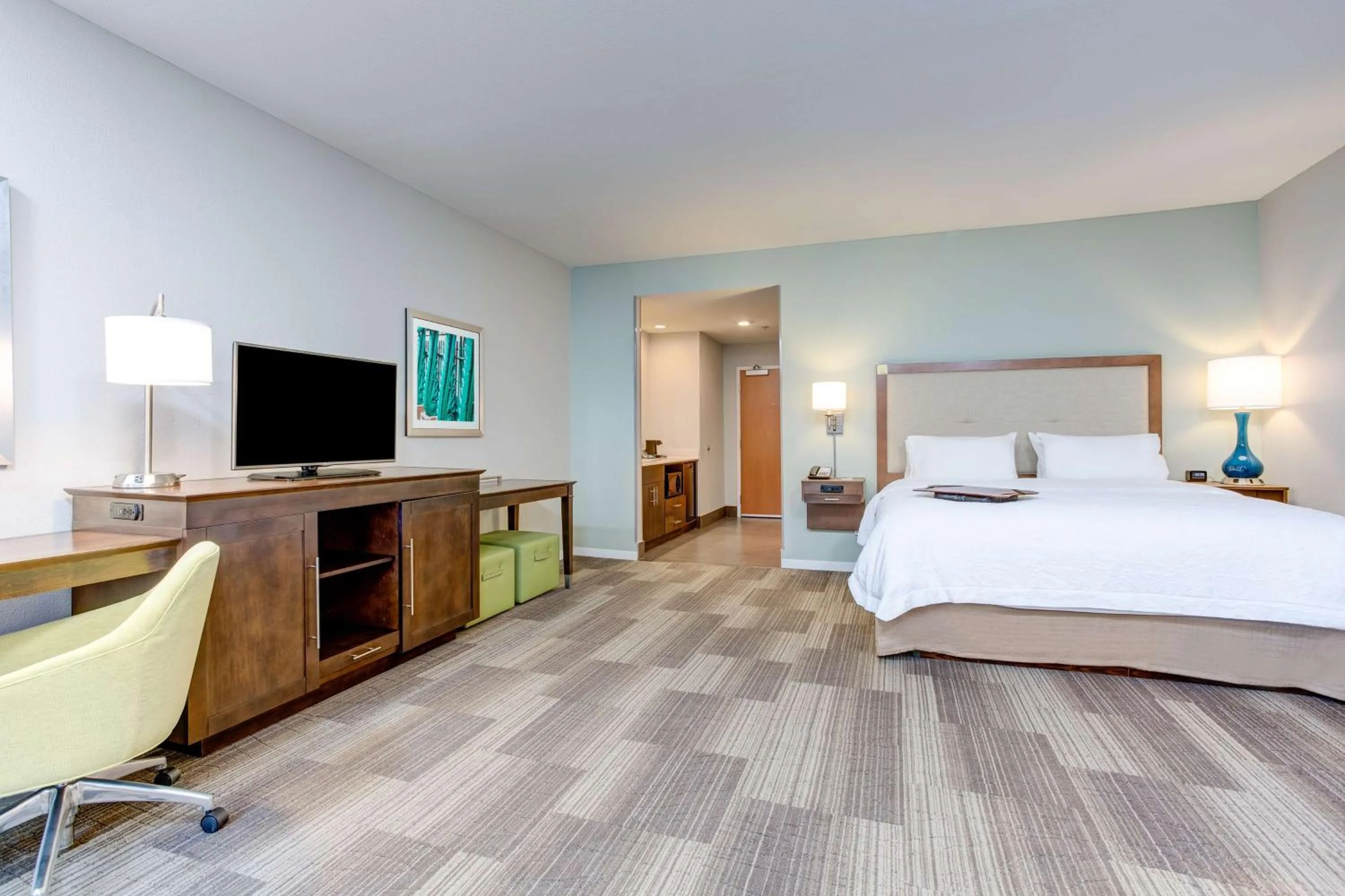 Bed in Hampton Inn Macon - I-475