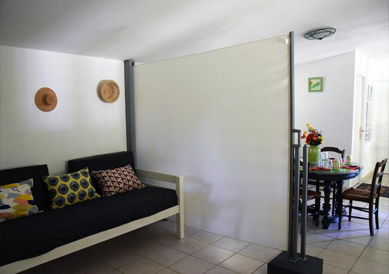 La Maison Des Invites