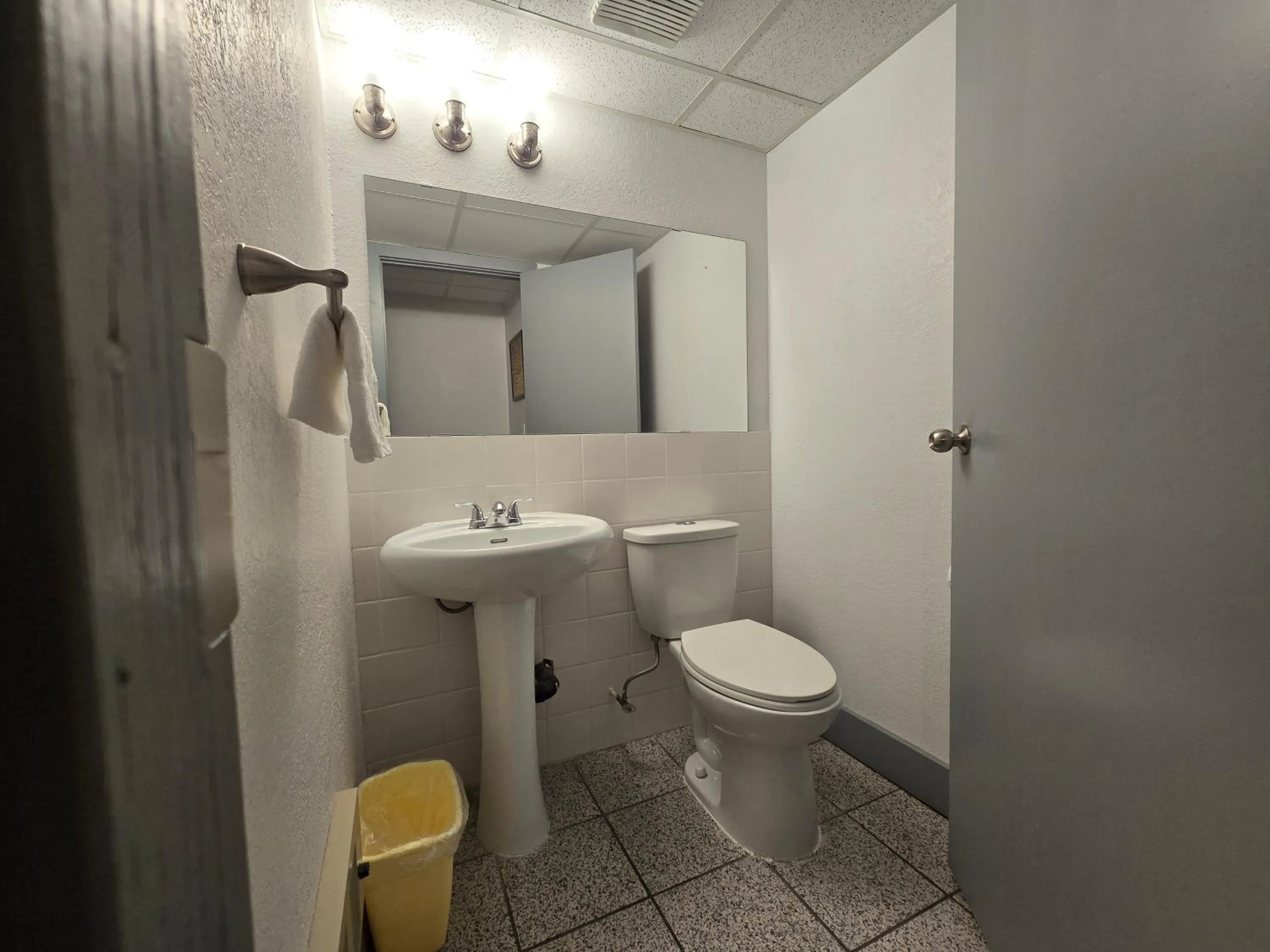 Bathroom in Alpine Inn