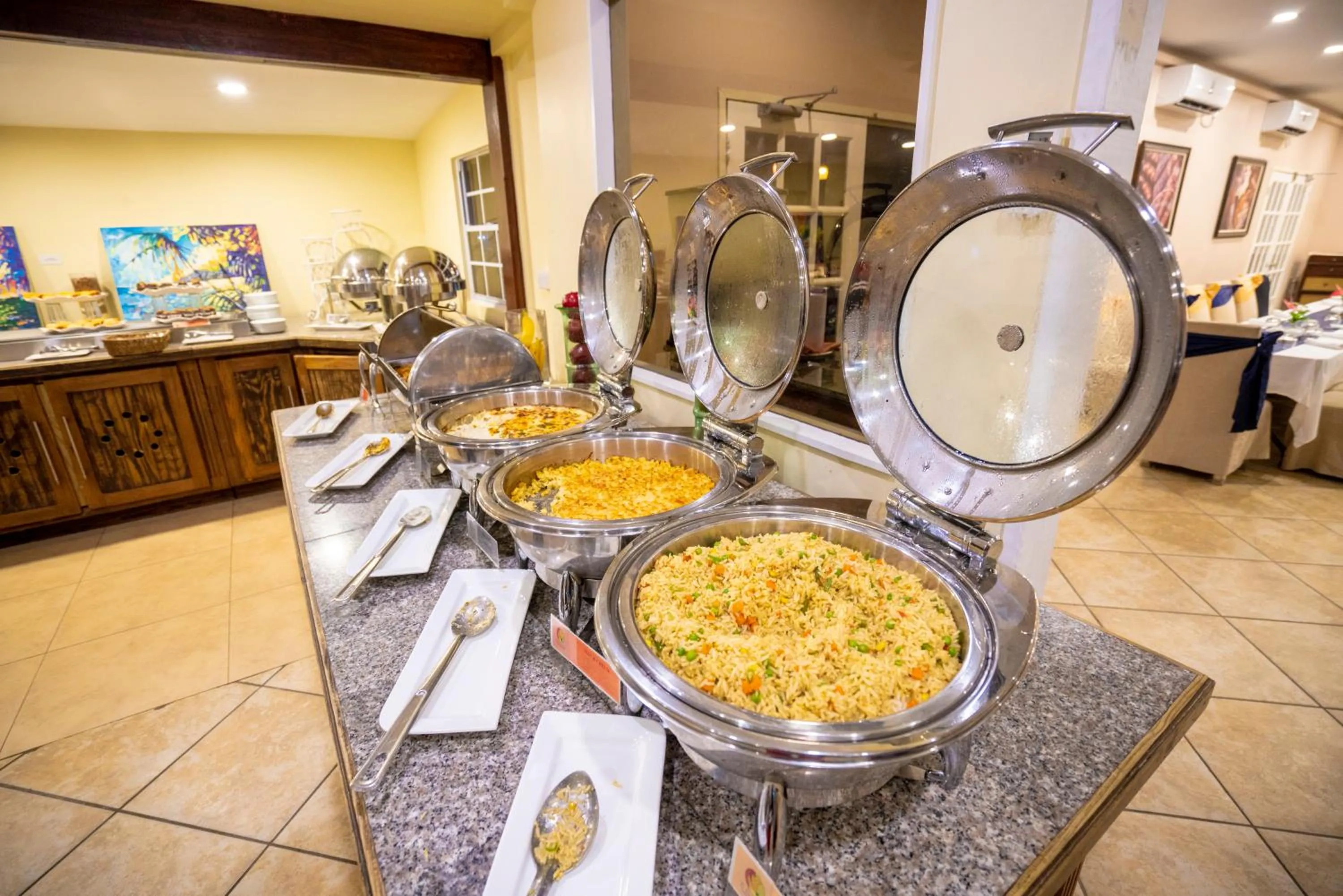 Restaurant/places to eat in Coco Palm