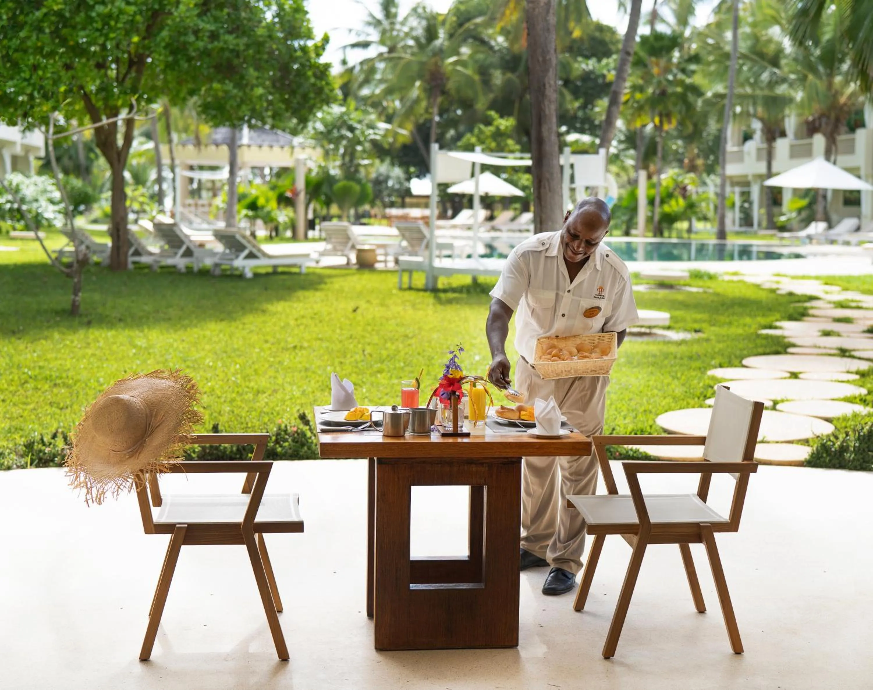 Breakfast in Sandies Malindi Dream Garden