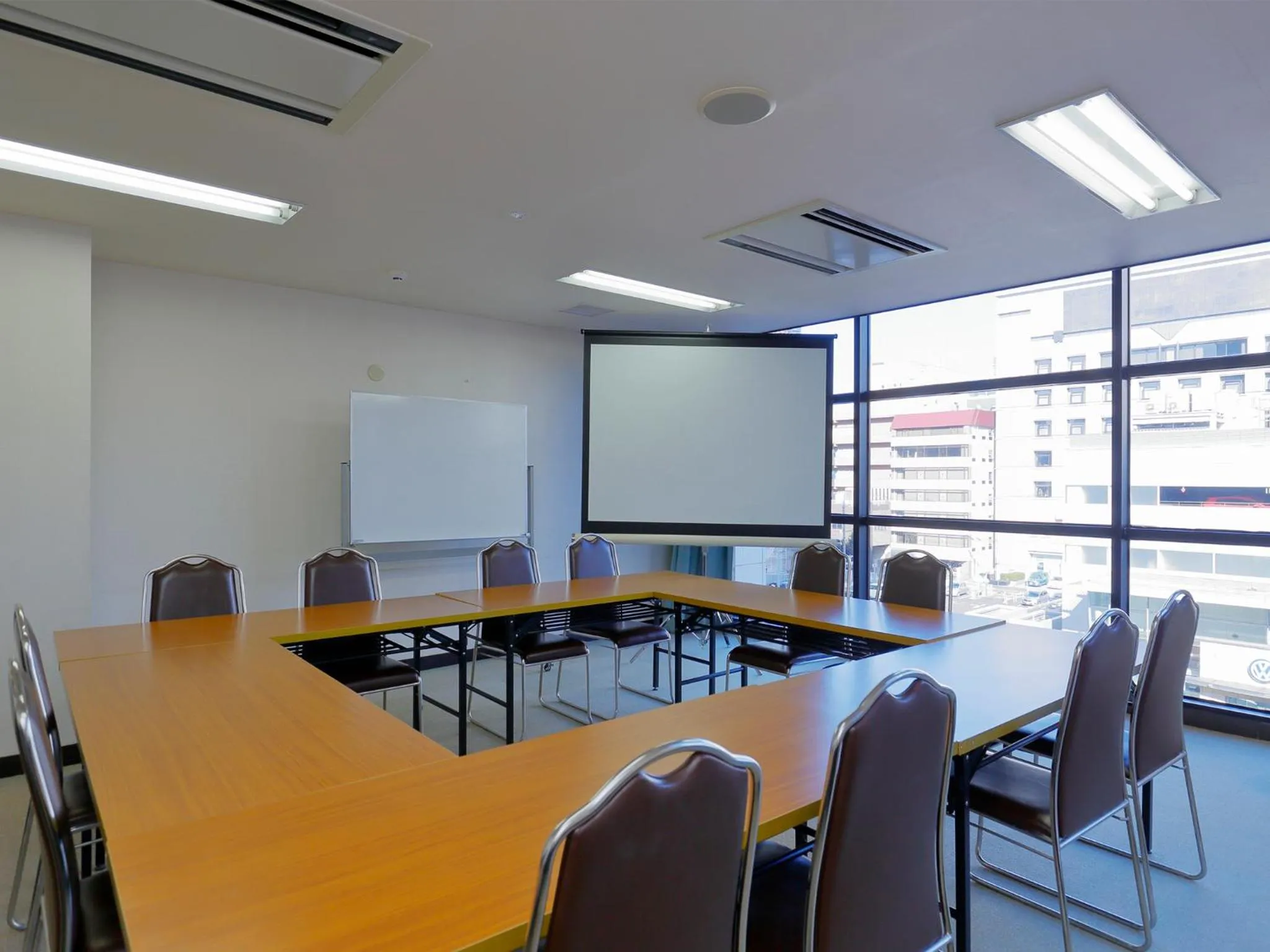 Meeting/conference room in ESCALE-YOKOHAMA