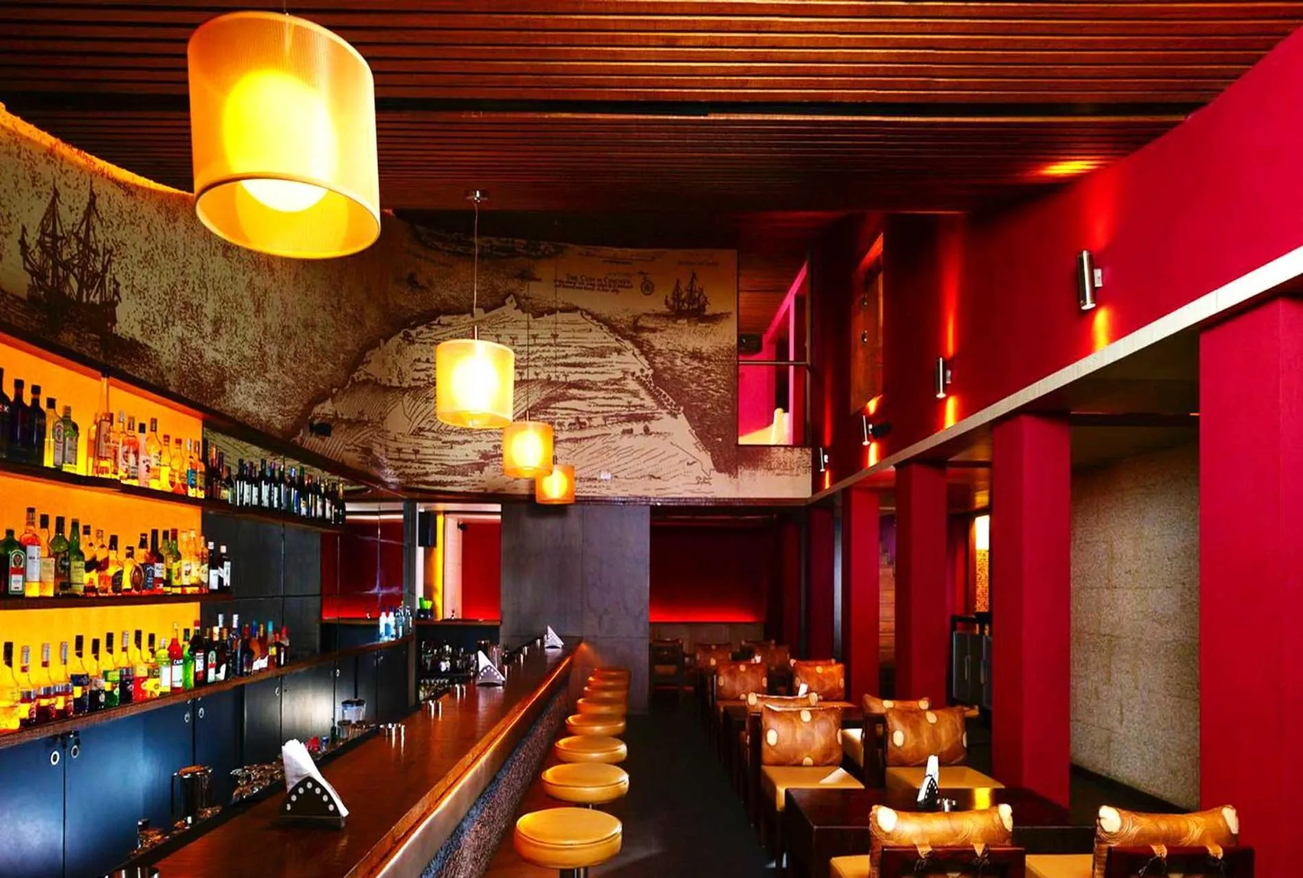 Nightclub / DJ in Grand Hotel