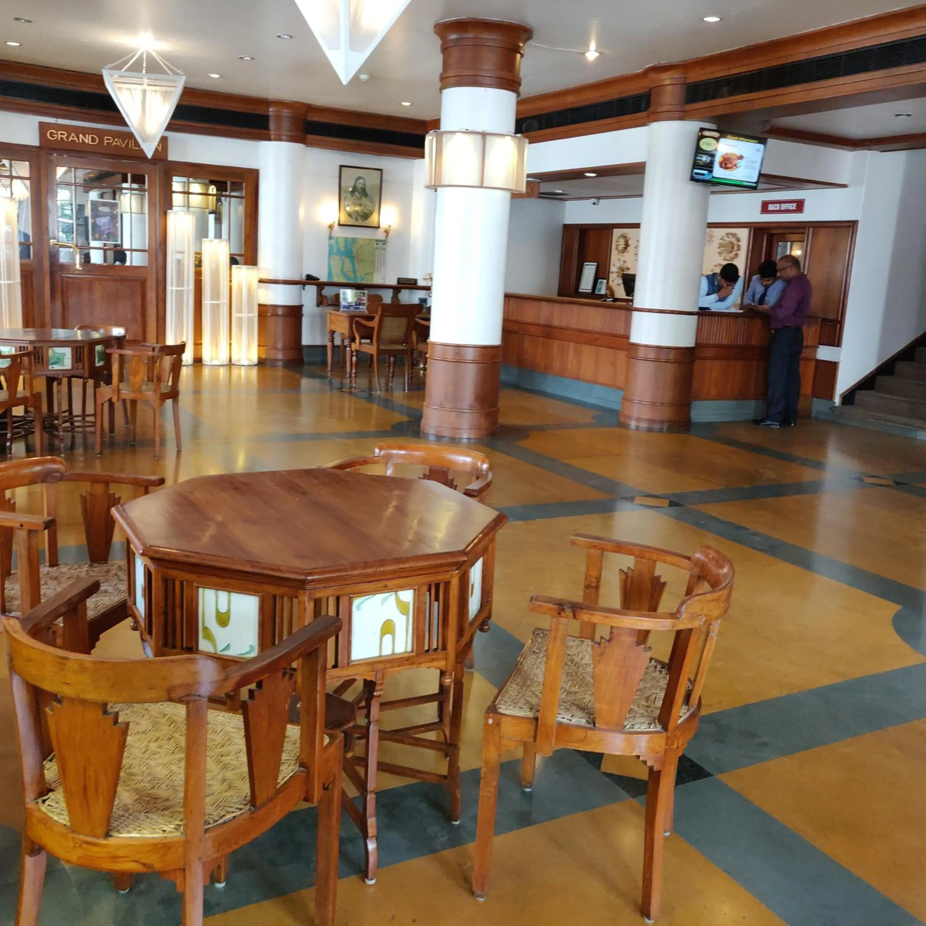 On-site shops in Grand Hotel