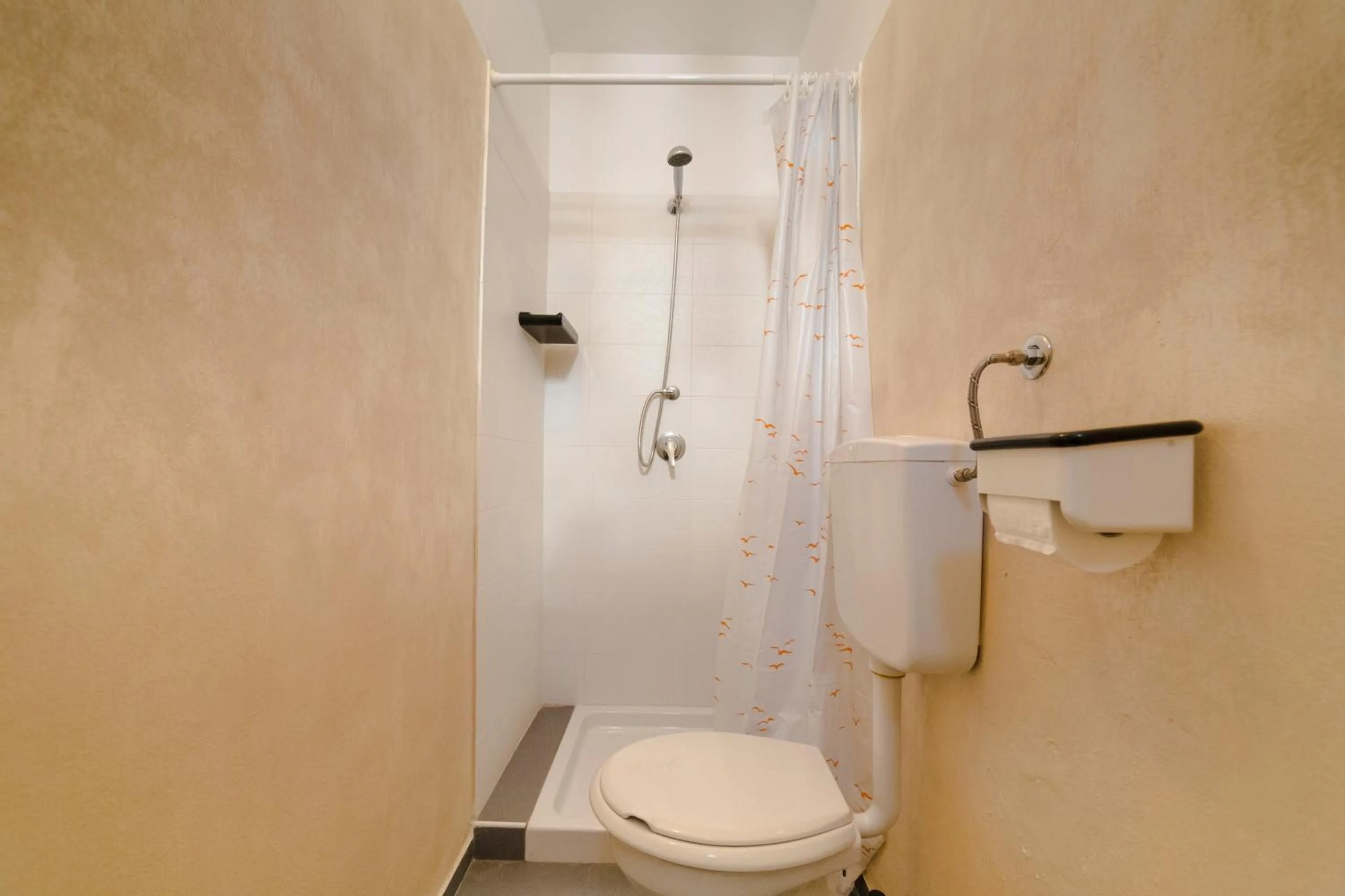 Shower in Bel Soggiorno