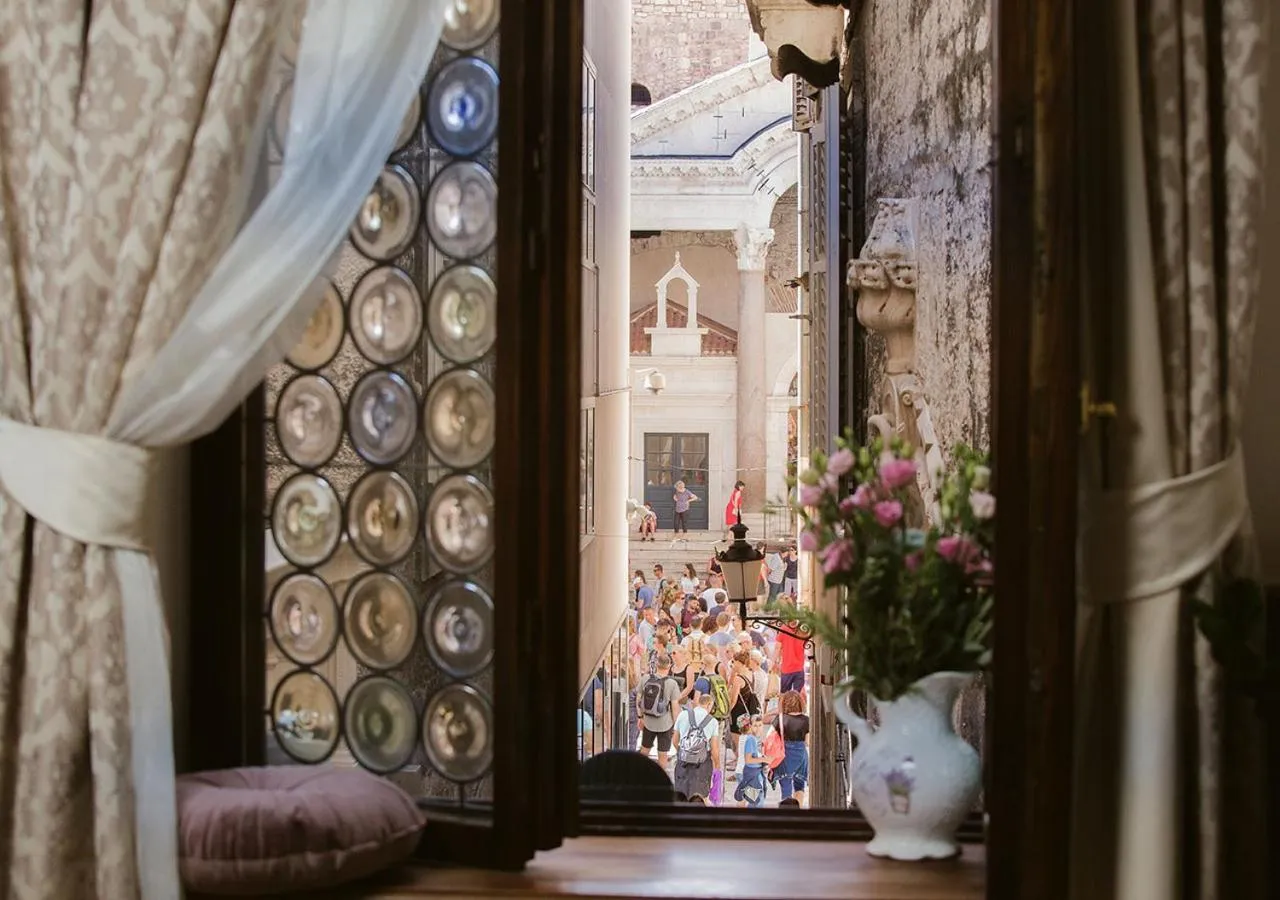 Lobby or reception in Heritage Hotel Cardo