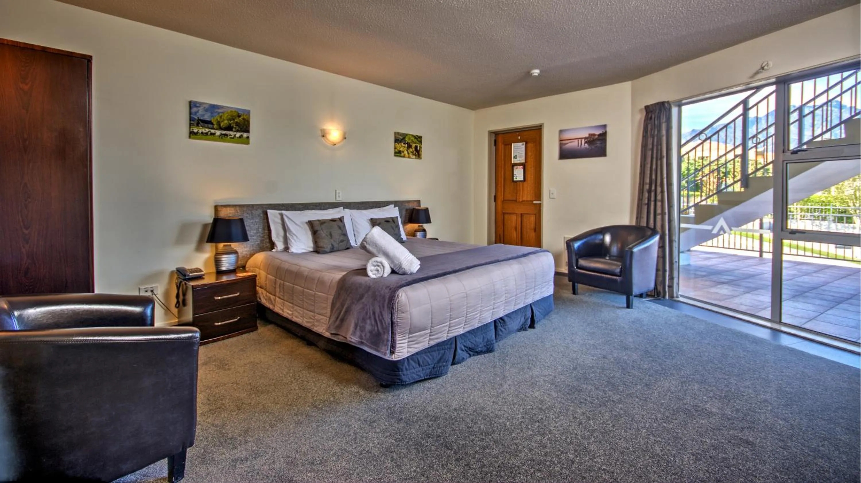 Bed in Alexis Motel & Apartments