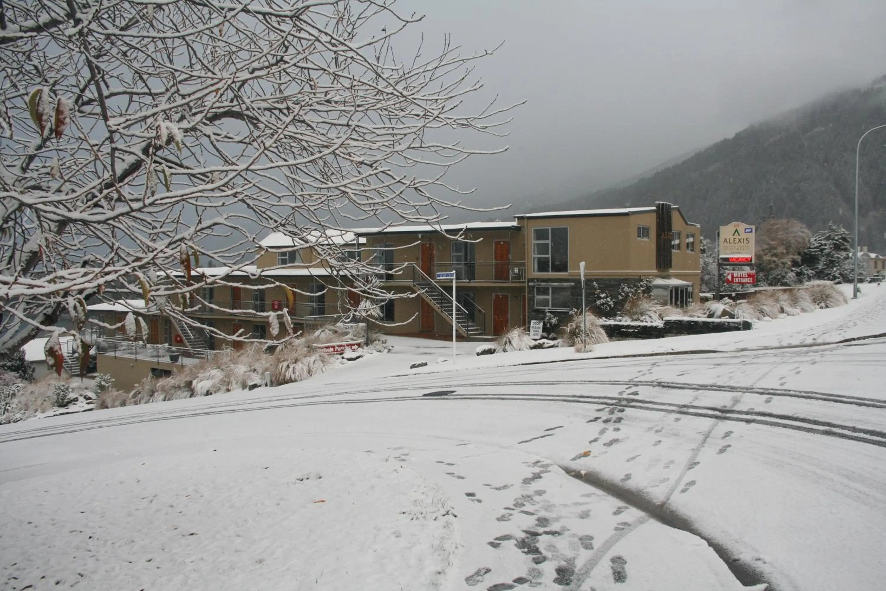 Facade/entrance in Alexis Motel & Apartments