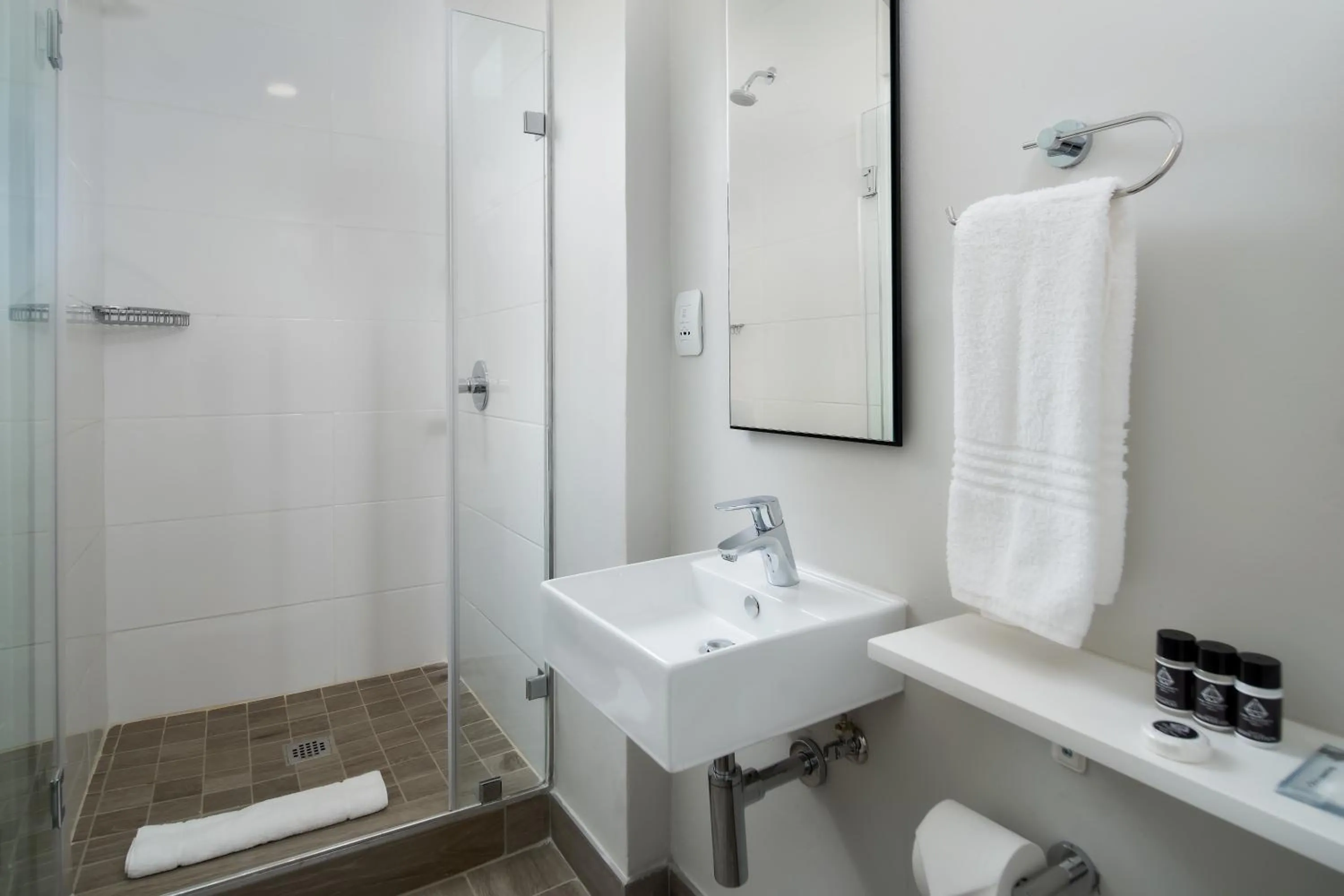 Bathroom in The Regency Apartment Hotel Menlyn