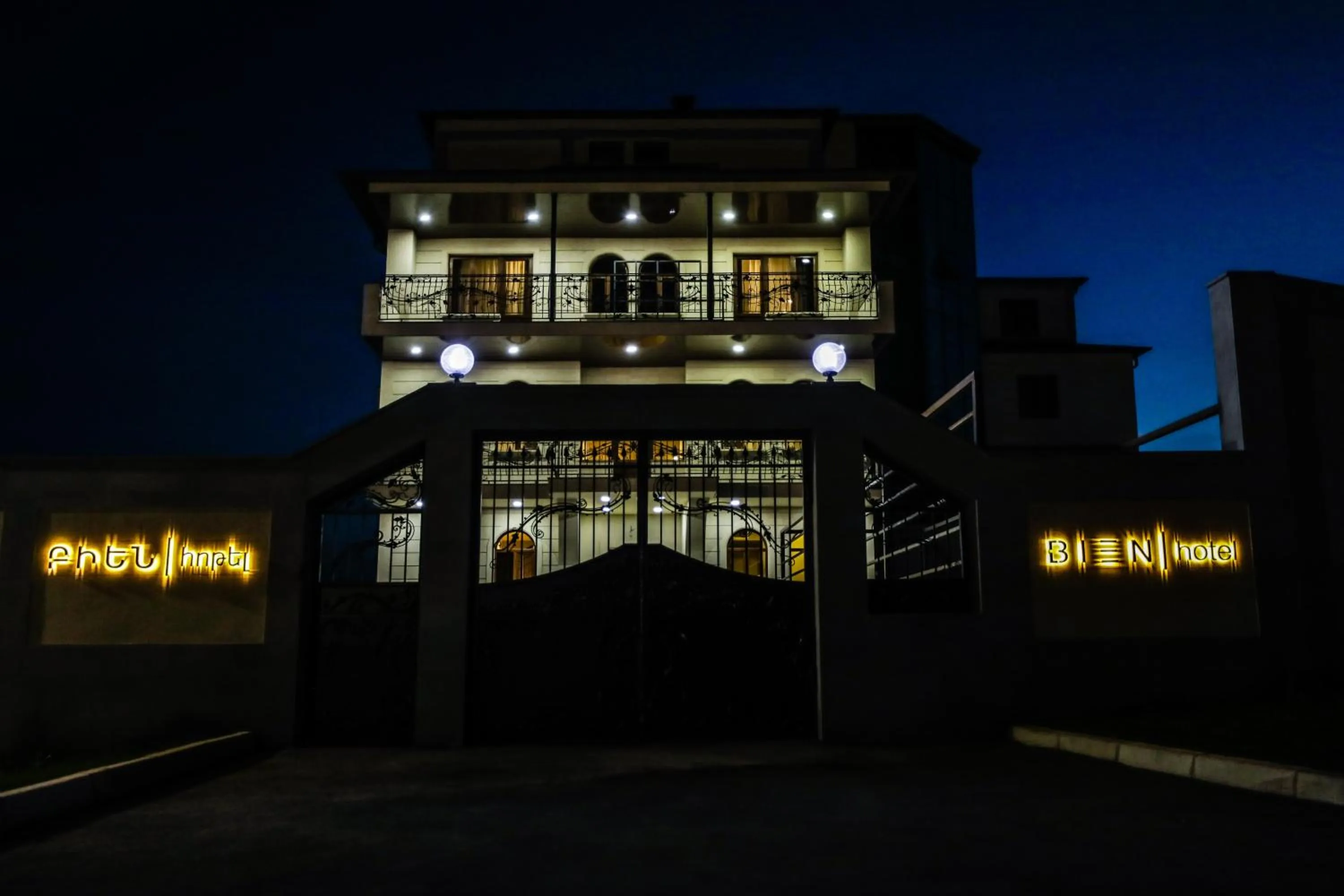 Property building in Bien hotel