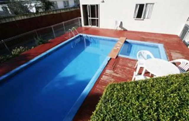 Pool view in Avondale Motor Inn