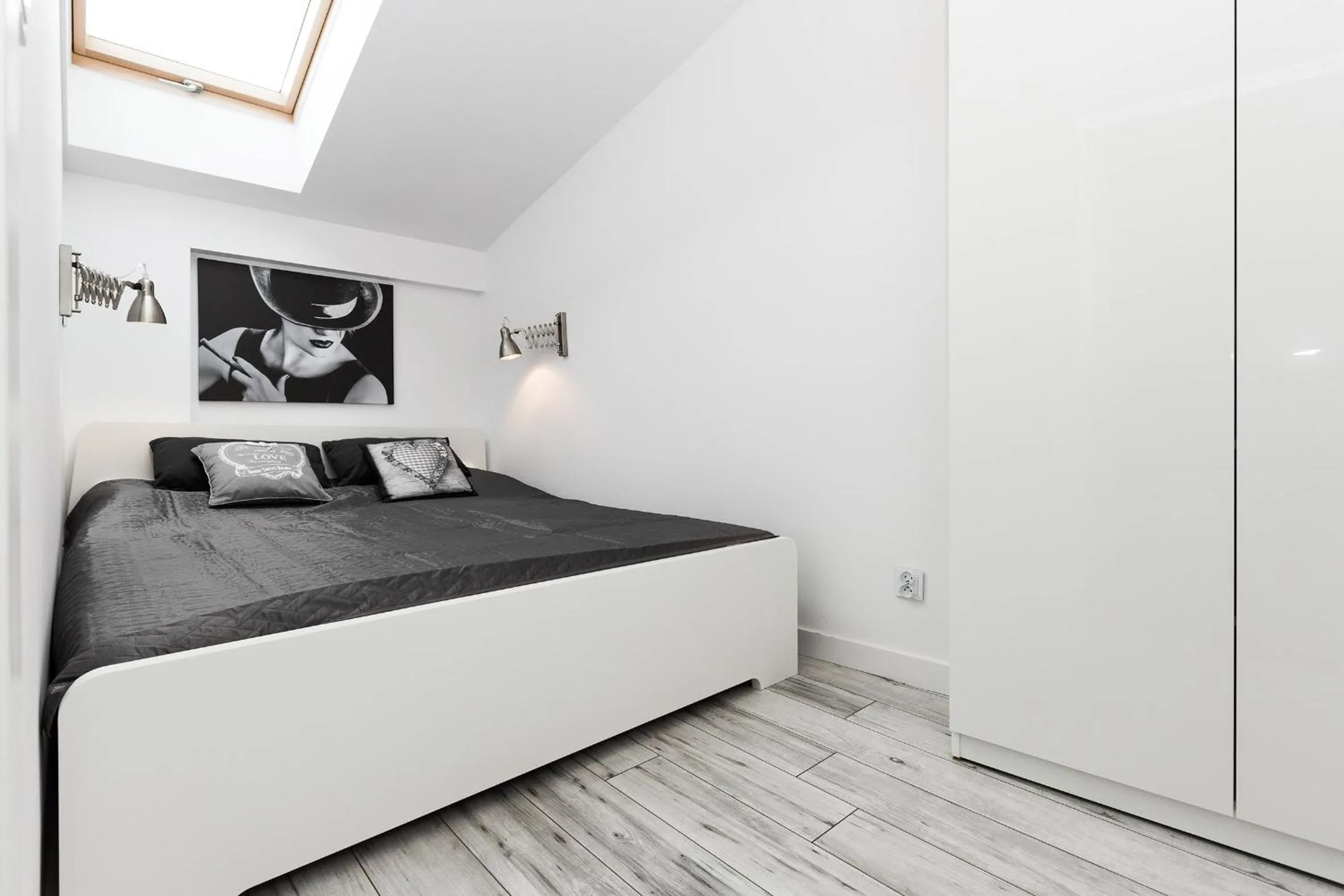 Bedroom, Bed in DIETLA 99 APARTMENTS - IDEAL LOCATION - in the heart of Krakow