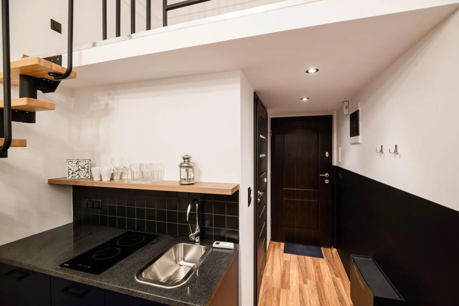 Kitchen or kitchenette in DIETLA 99 APARTMENTS - IDEAL LOCATION - in the heart of Krakow
