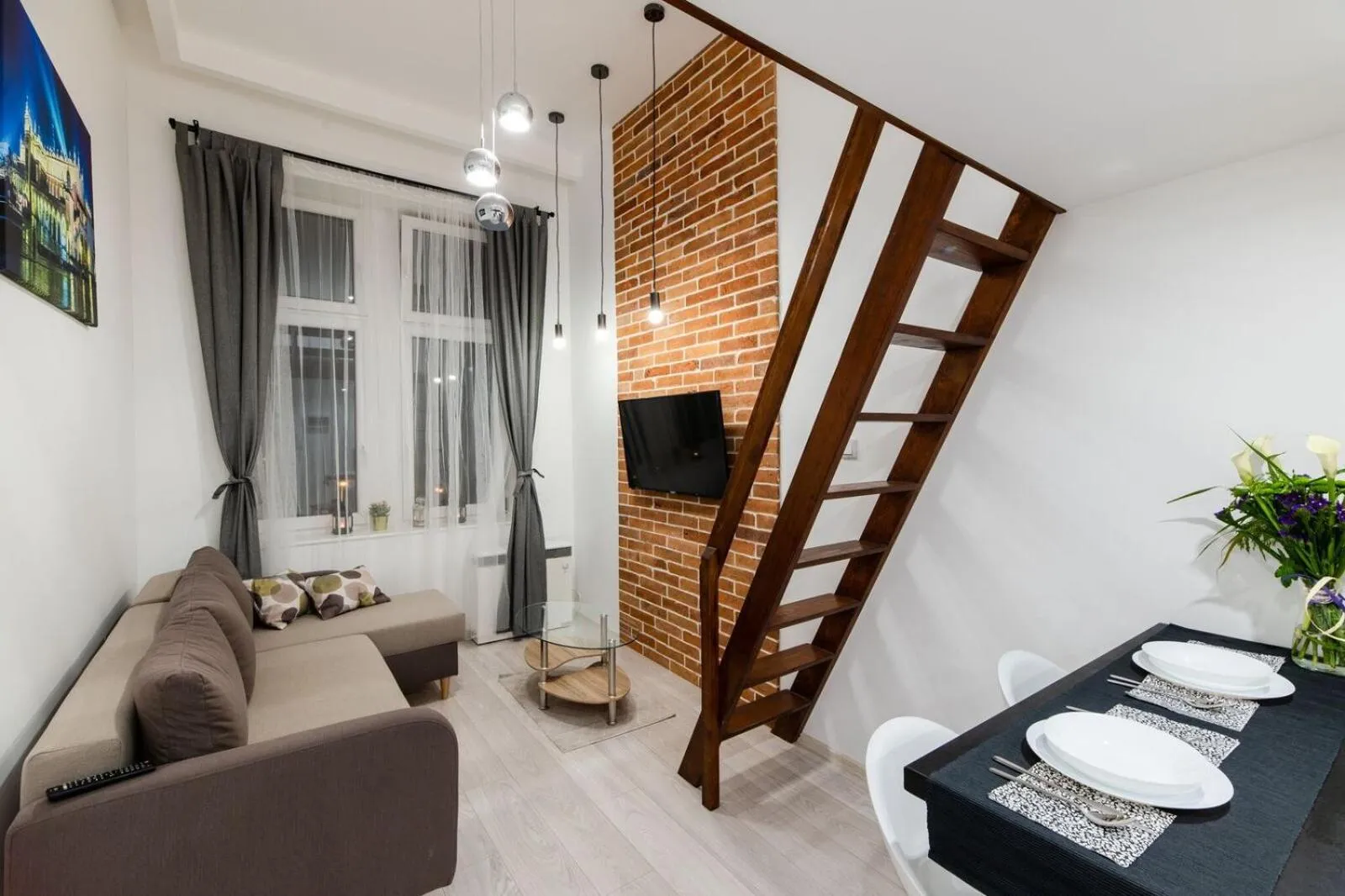 Photo of the whole room in DIETLA 99 APARTMENTS - IDEAL LOCATION - in the heart of Krakow