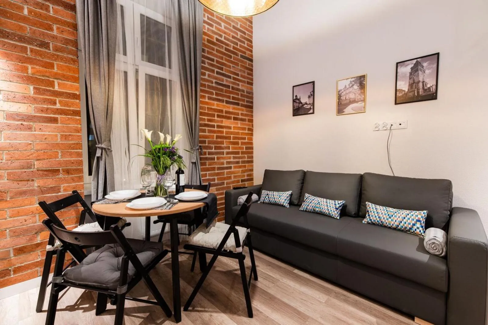 Photo of the whole room in DIETLA 99 APARTMENTS - IDEAL LOCATION - in the heart of Krakow