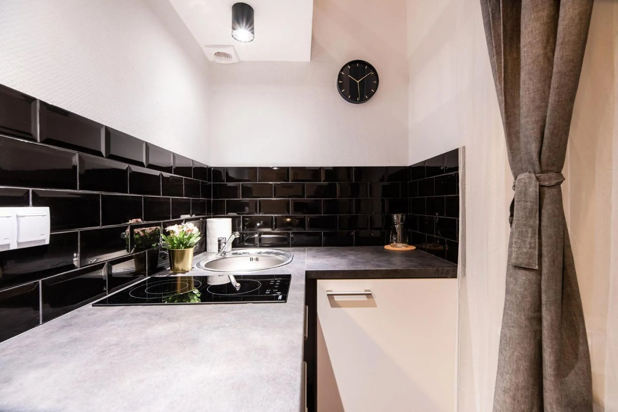 Photo of the whole room in DIETLA 99 APARTMENTS - IDEAL LOCATION - in the heart of Krakow