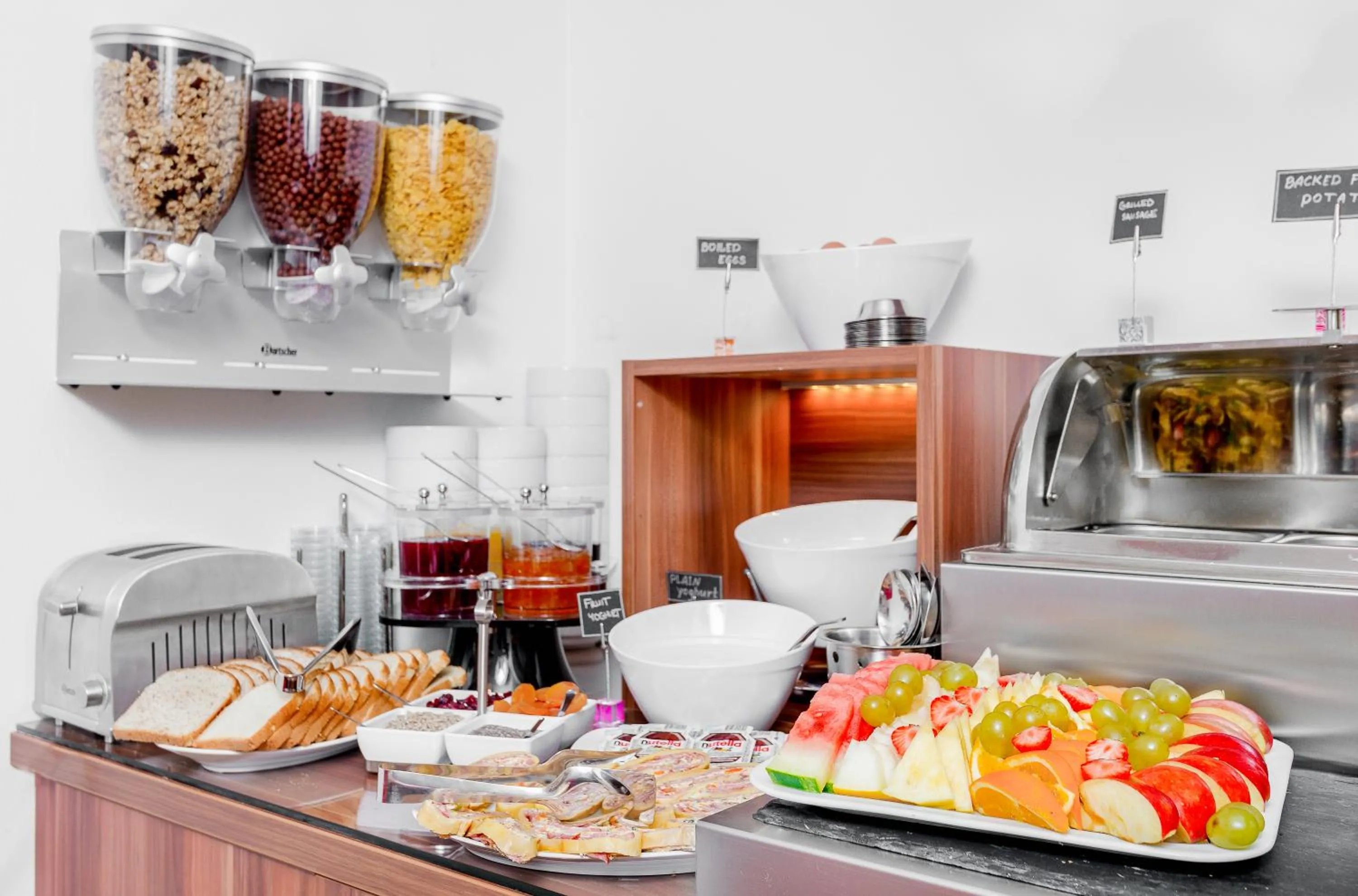 Buffet breakfast in Hotel Residence Bijou de Prague