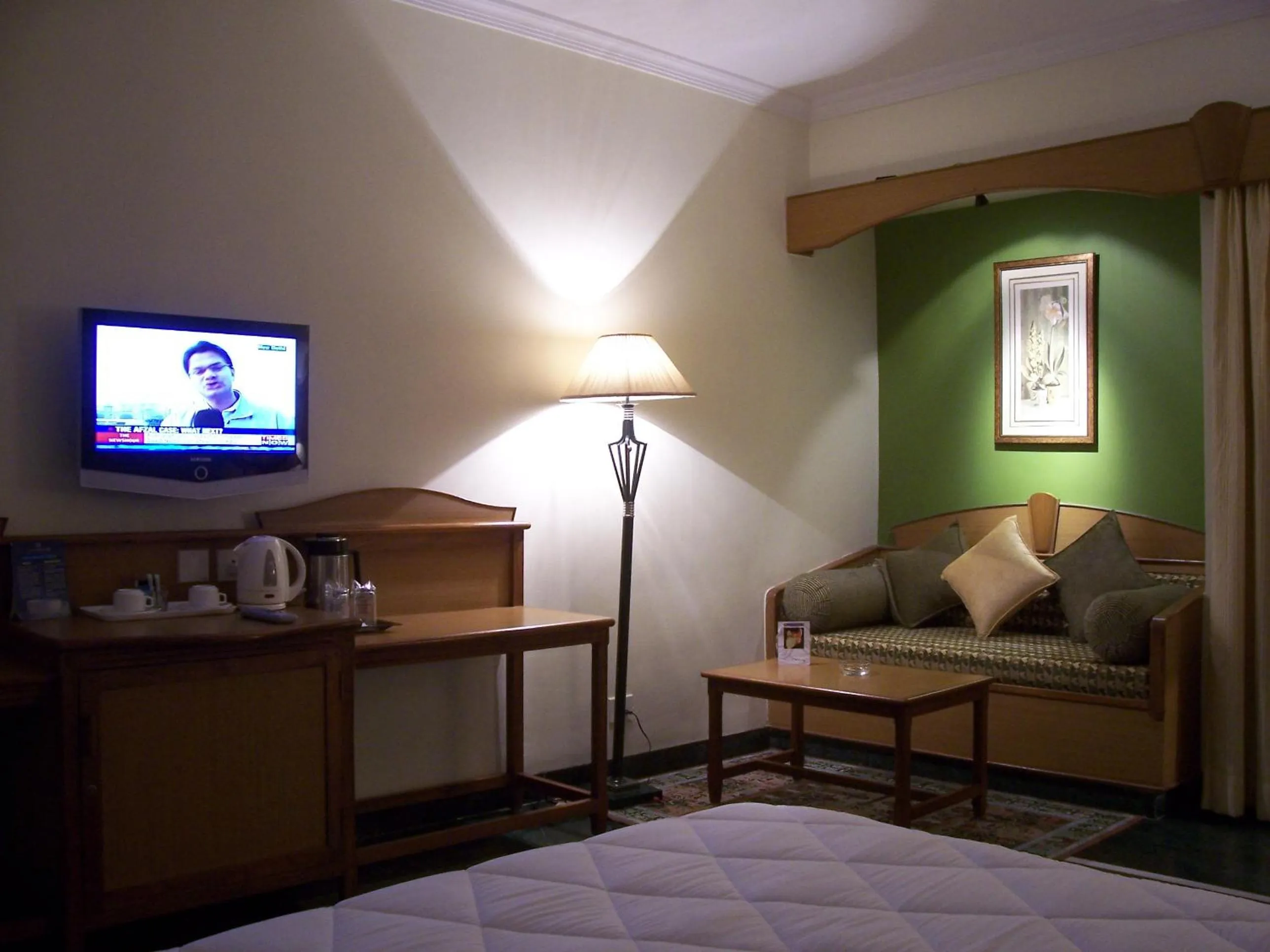TV and multimedia, Bed in Taj Tristar