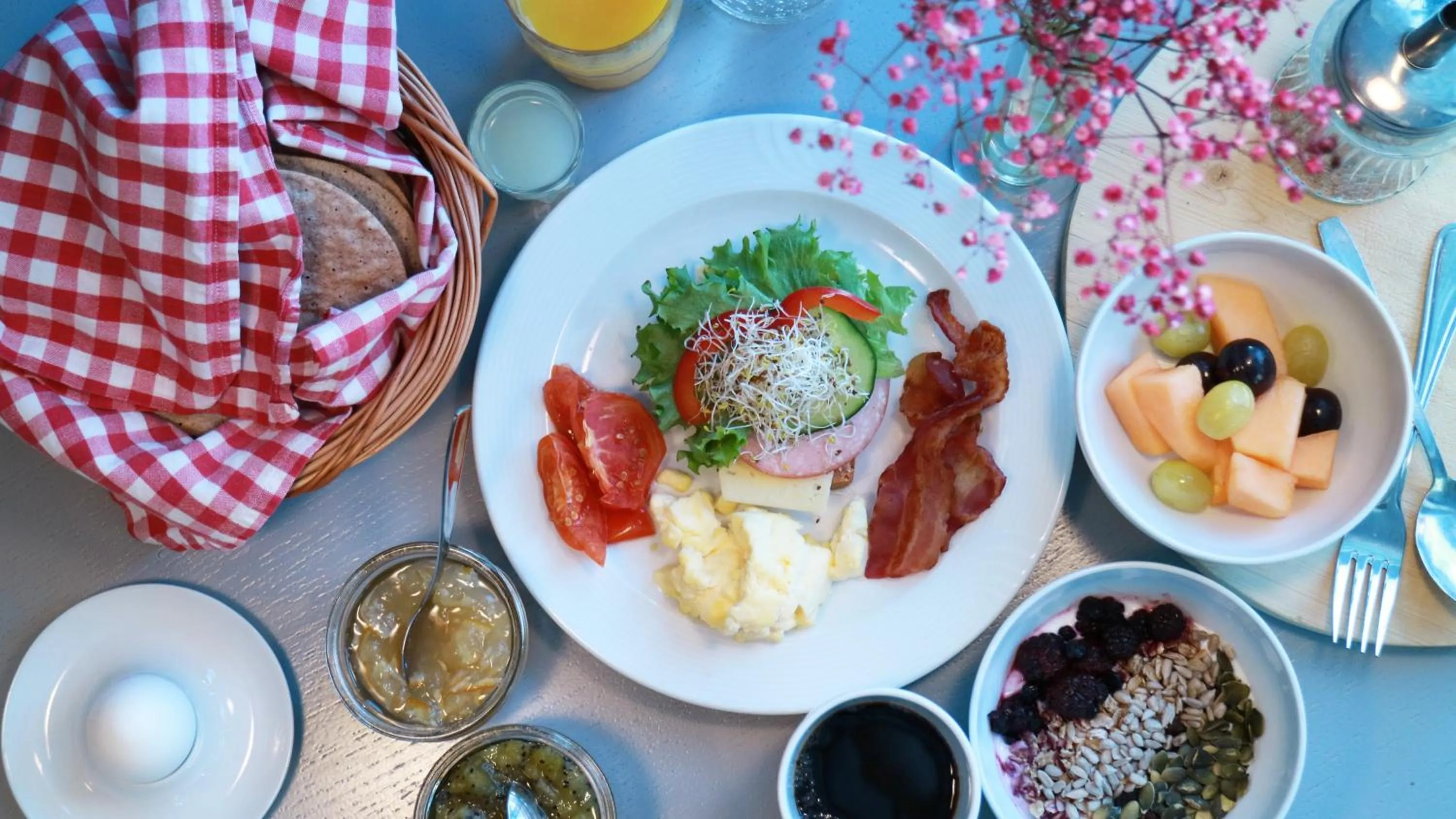 Restaurant/places to eat in Medlefors Hotell & Konferens