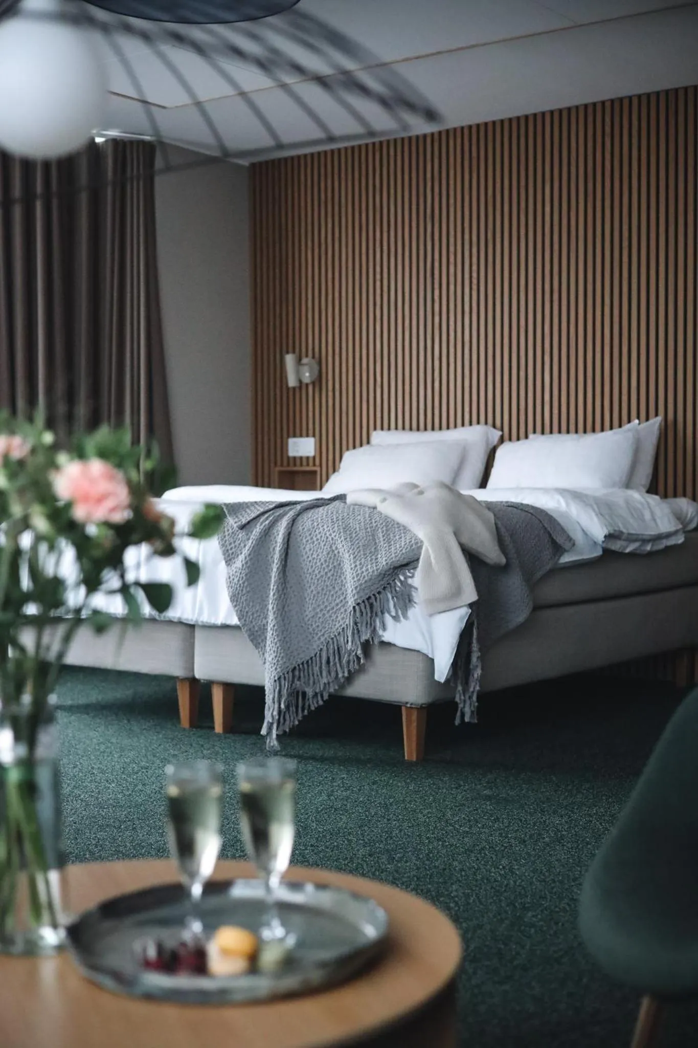 Breakfast, Bed in Medlefors Hotell & Konferens