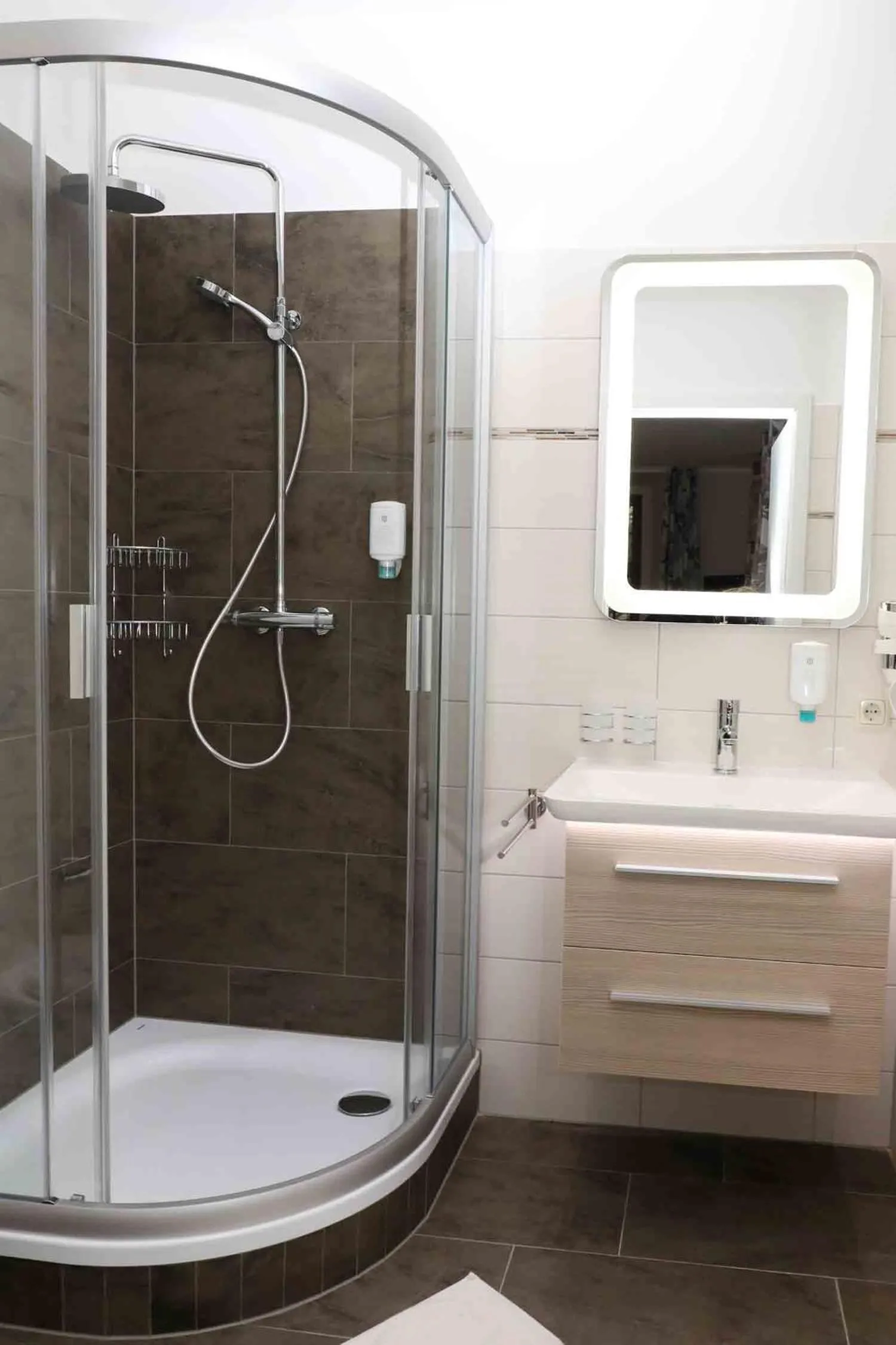 Bathroom in Schlossgasthaus Lichtenwalde