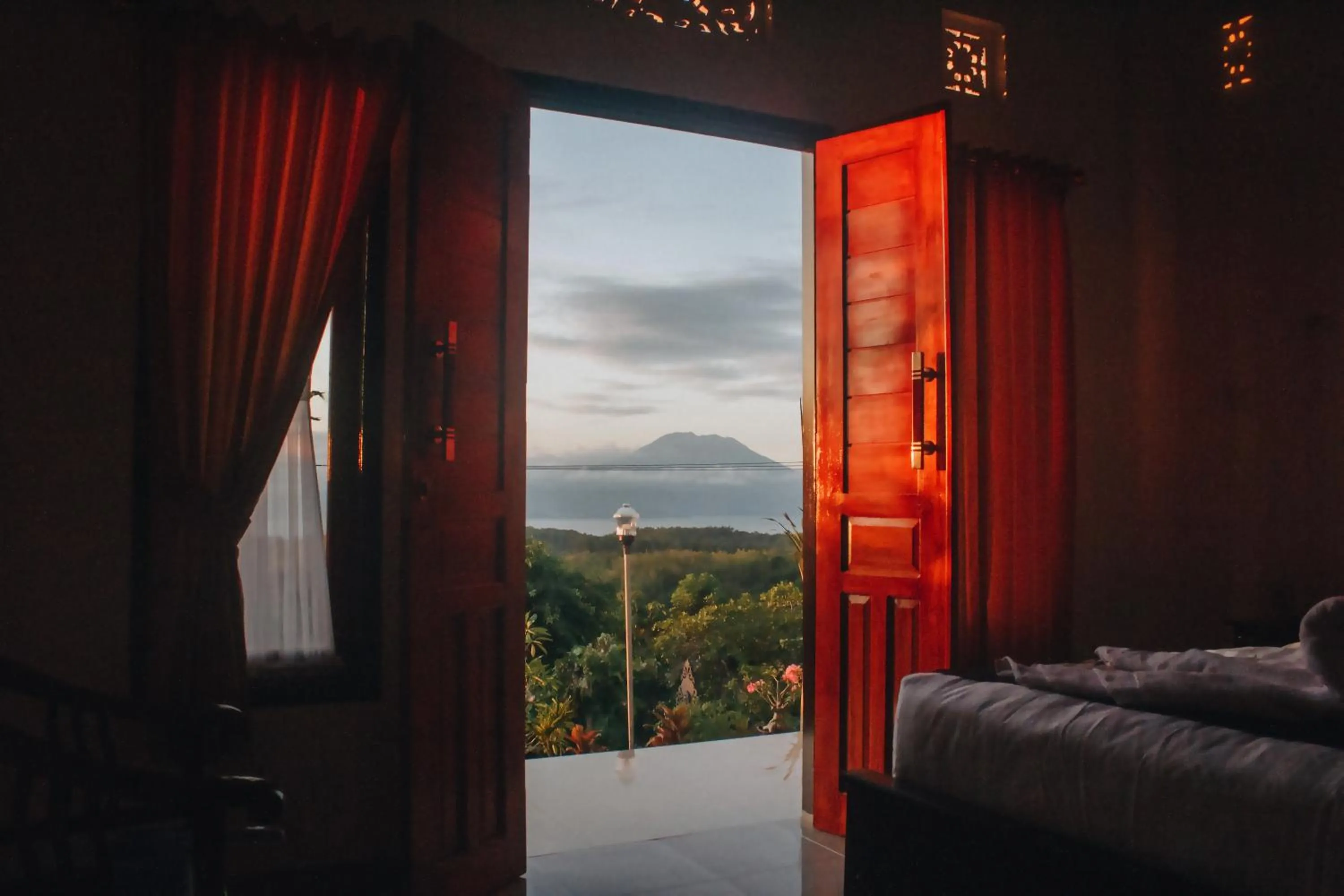 Photo of the whole room in The Sabho Garden