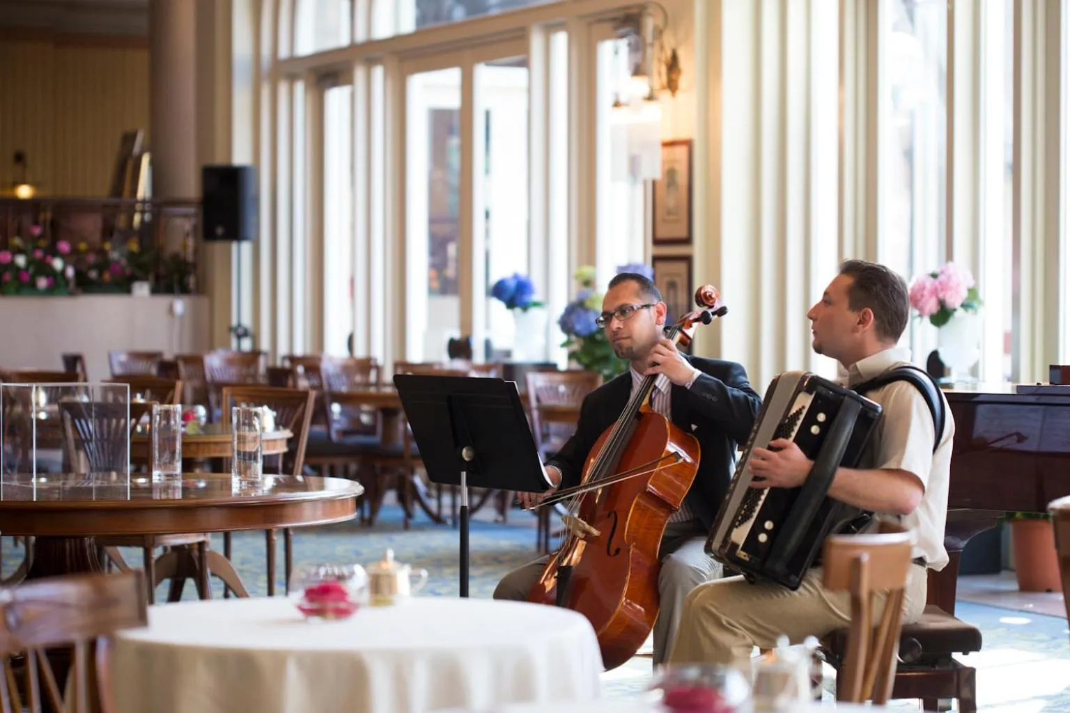 Restaurant/places to eat in Hotel Europe Huis Ten Bosch