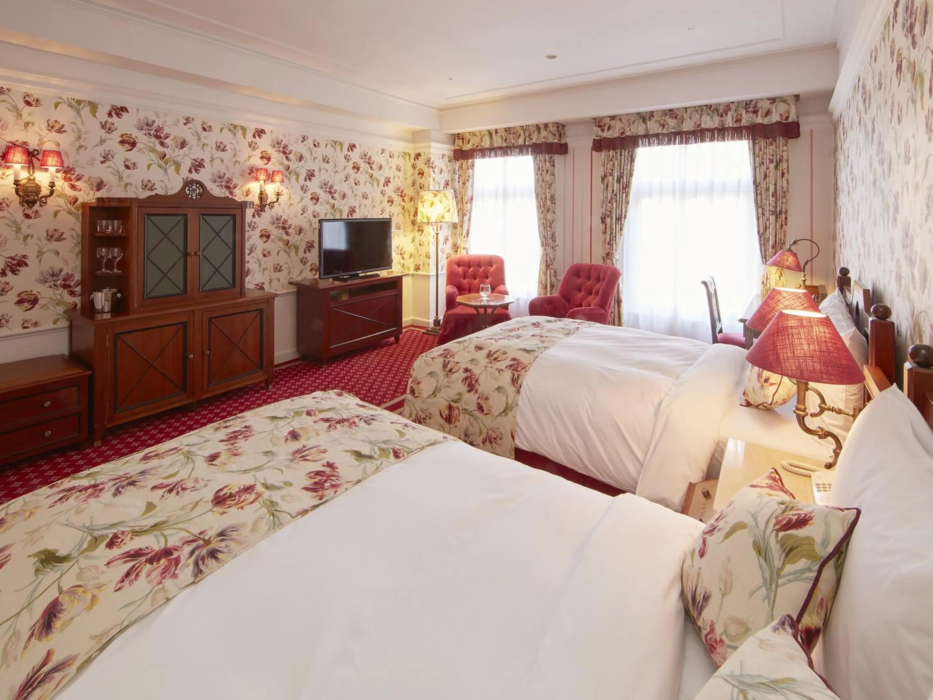 Photo of the whole room, Bed in Hotel Europe Huis Ten Bosch