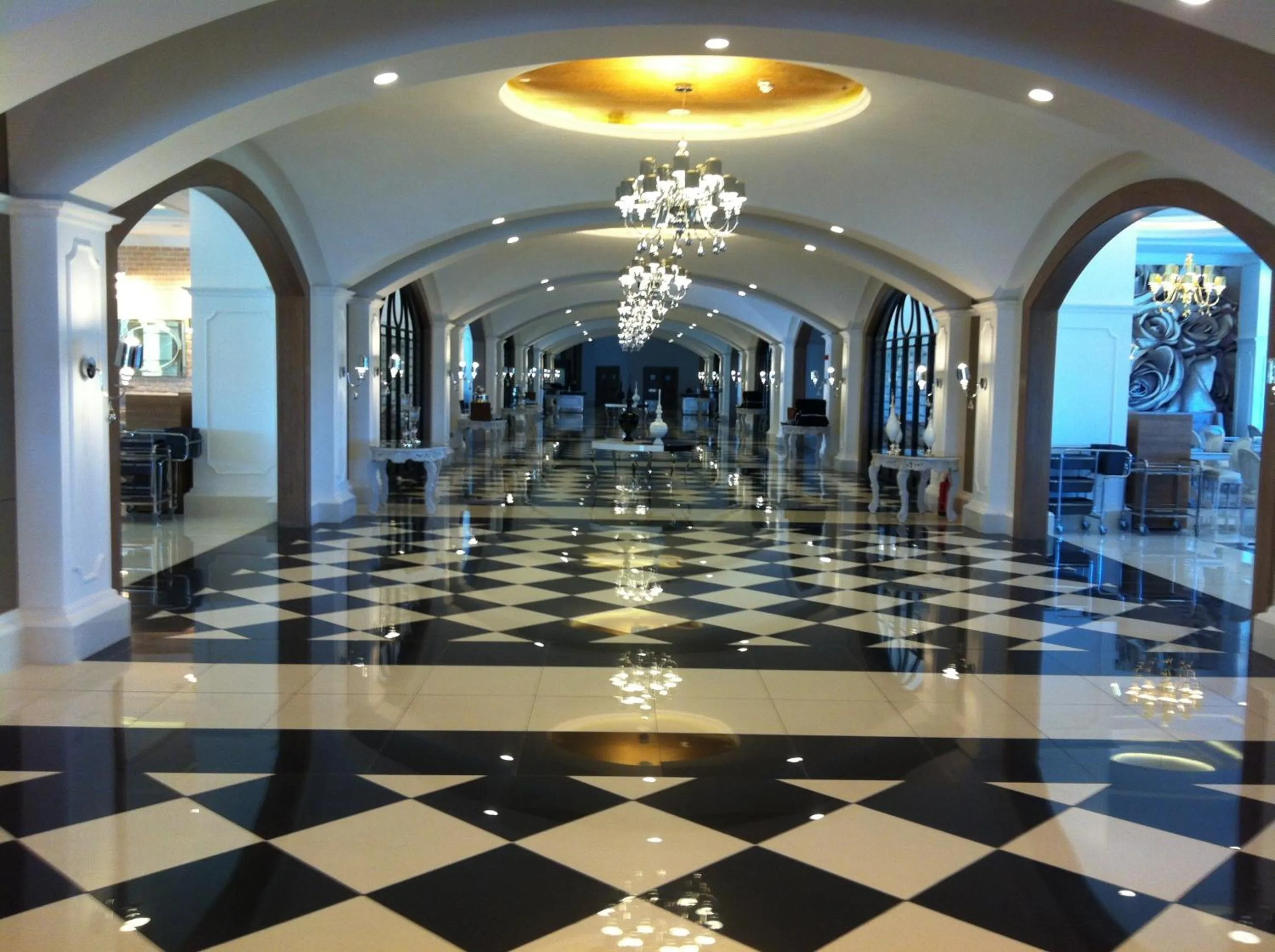 Decorative detail in Delphin Imperial Lara