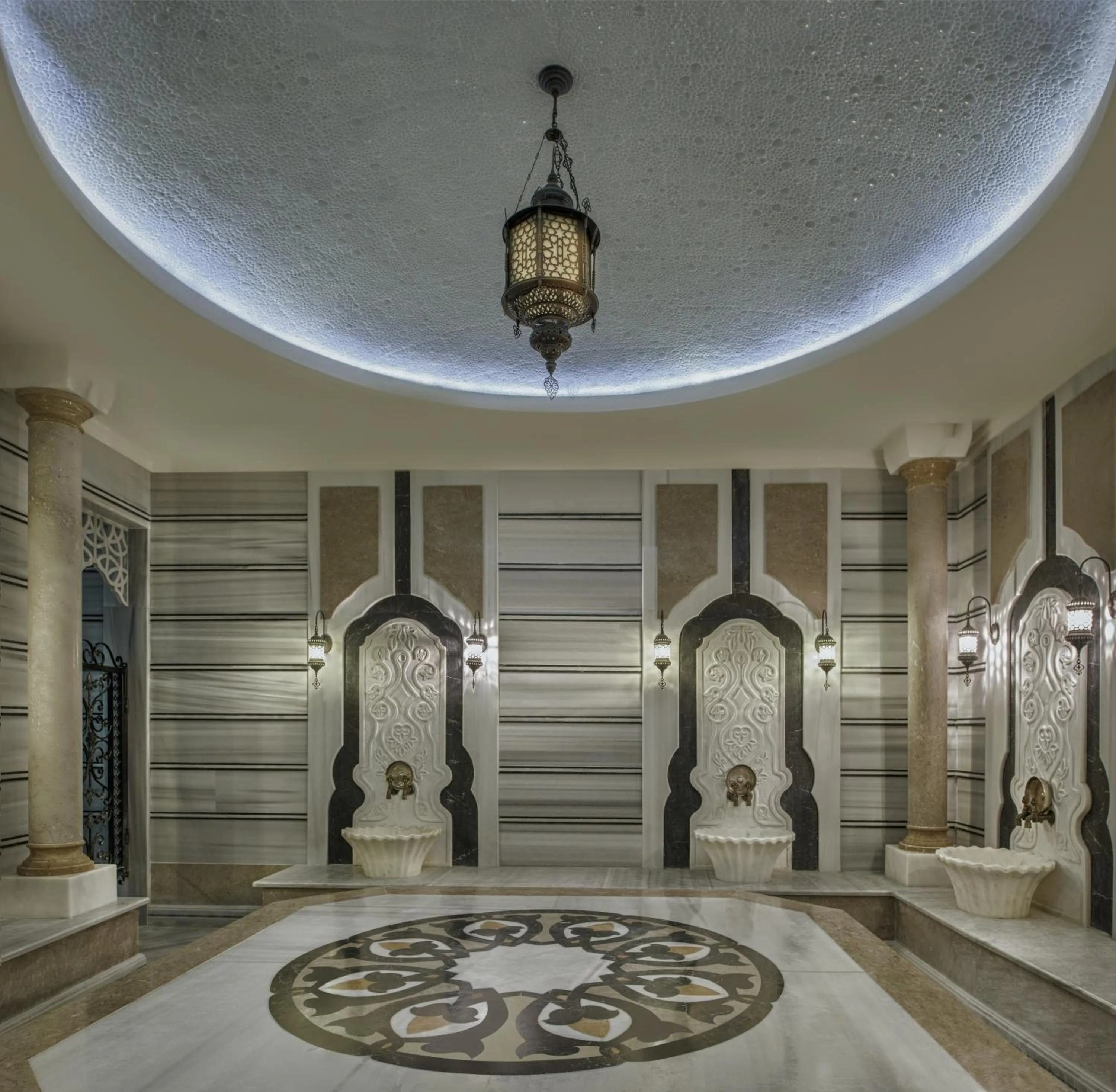 Steam room in Delphin Imperial Lara
