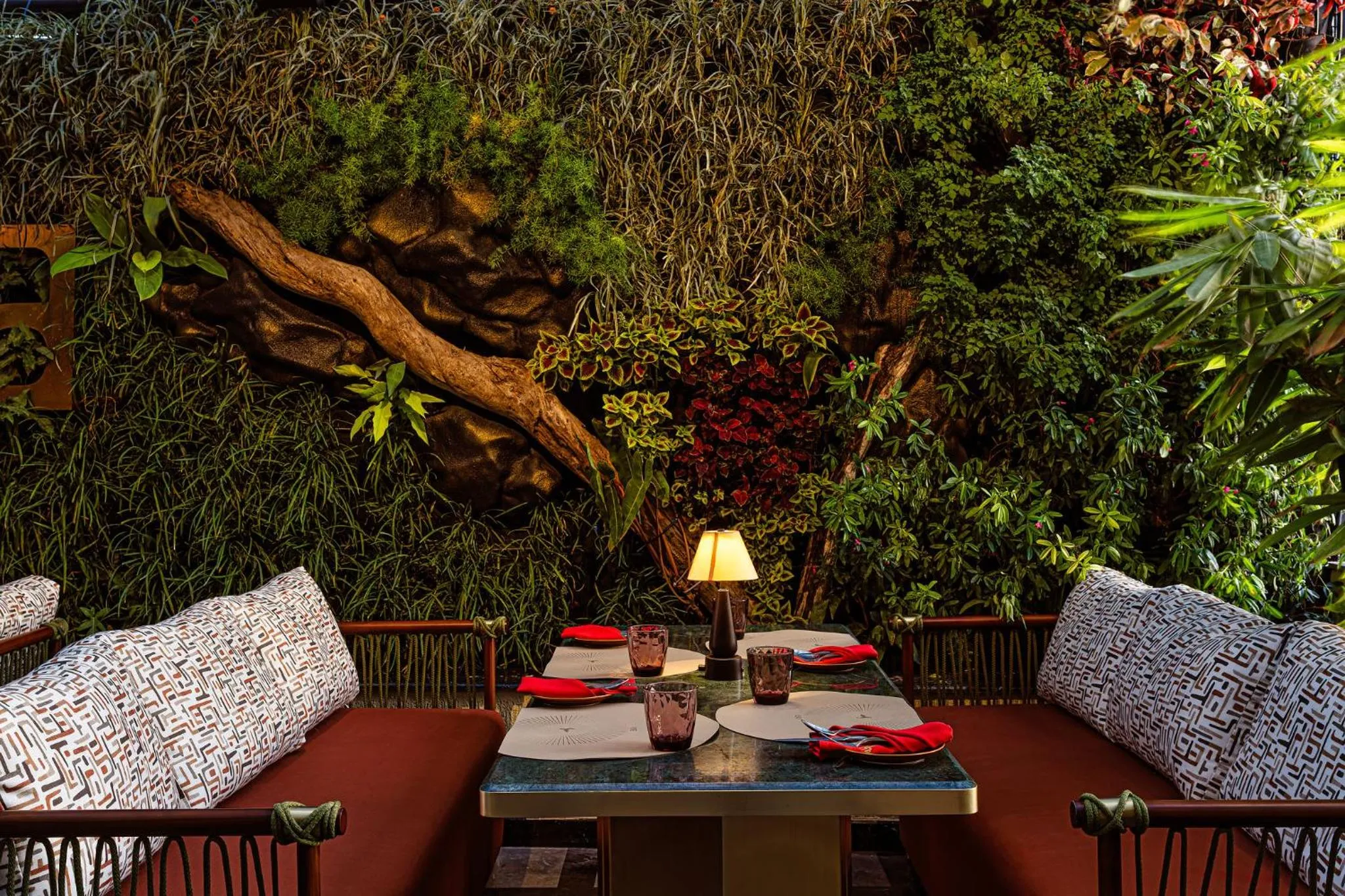 Restaurant/places to eat in Holiday Inn Cochin by IHG