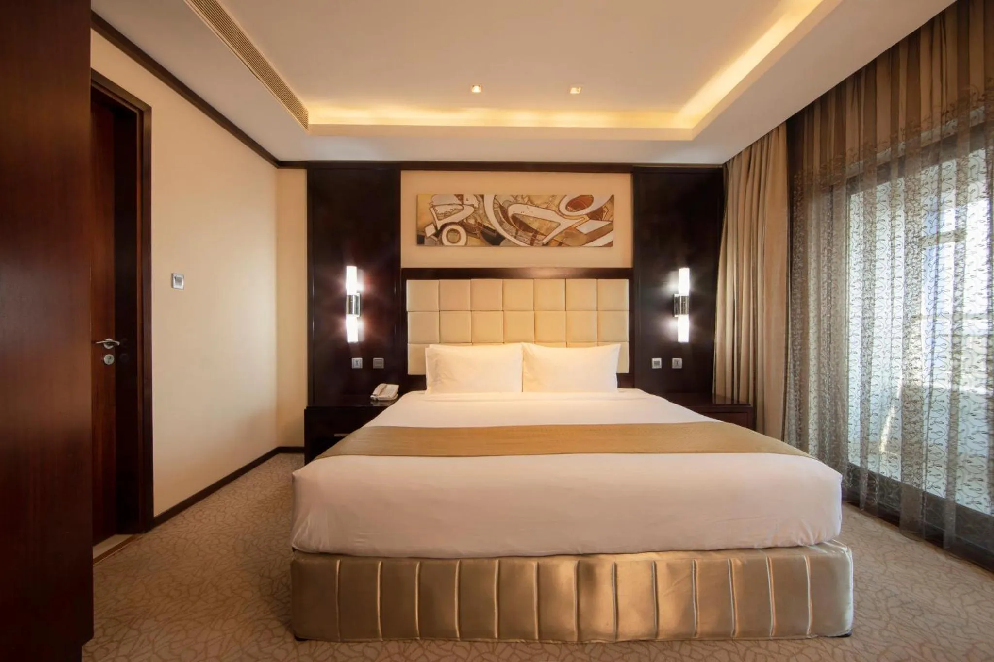 Bedroom, Bed in Holiday Inn Cochin by IHG