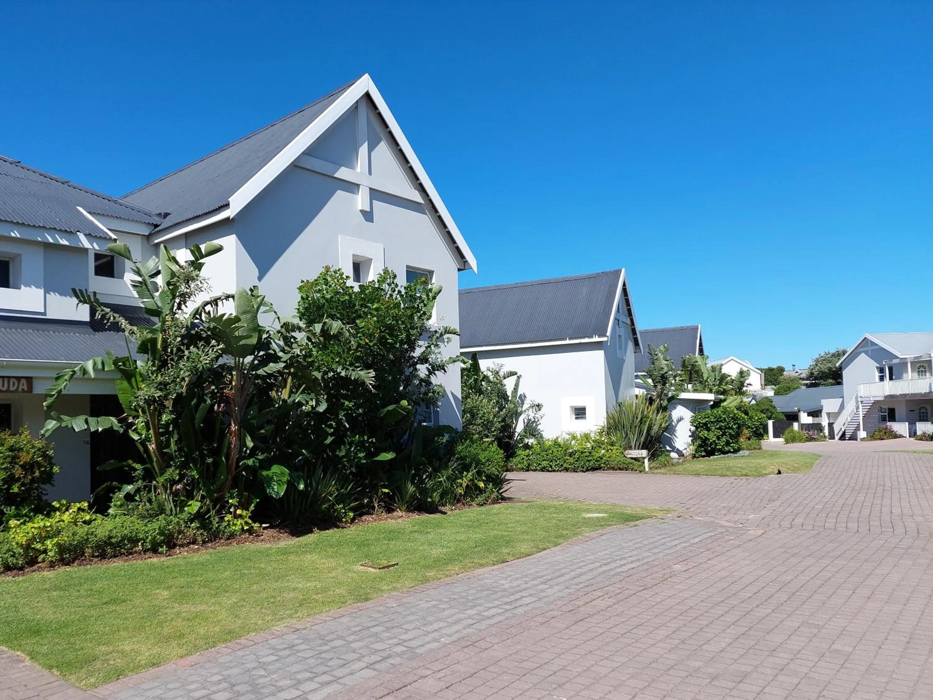 Property building in Cape St Francis Resort