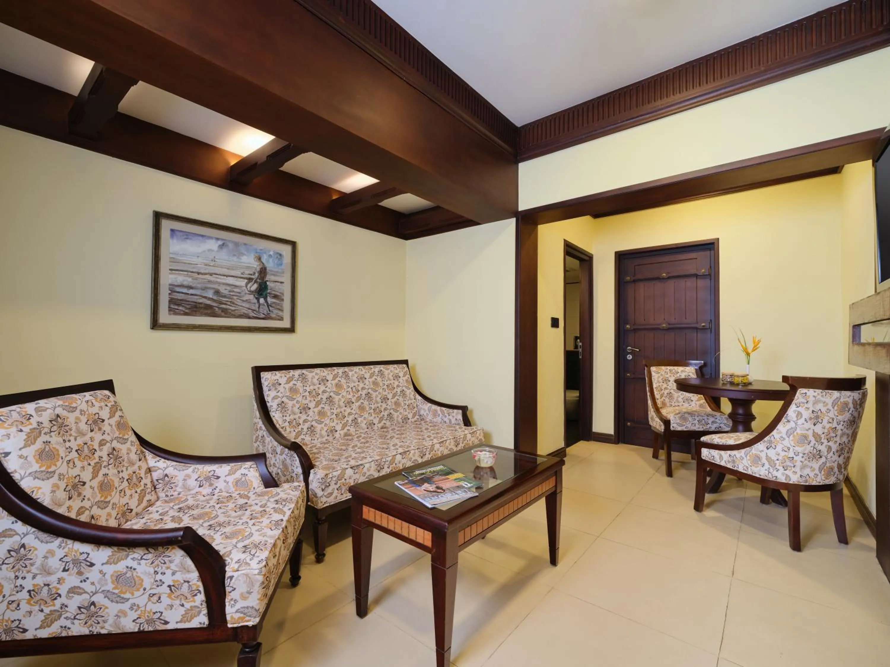 Sterling Lake Palace Alleppey